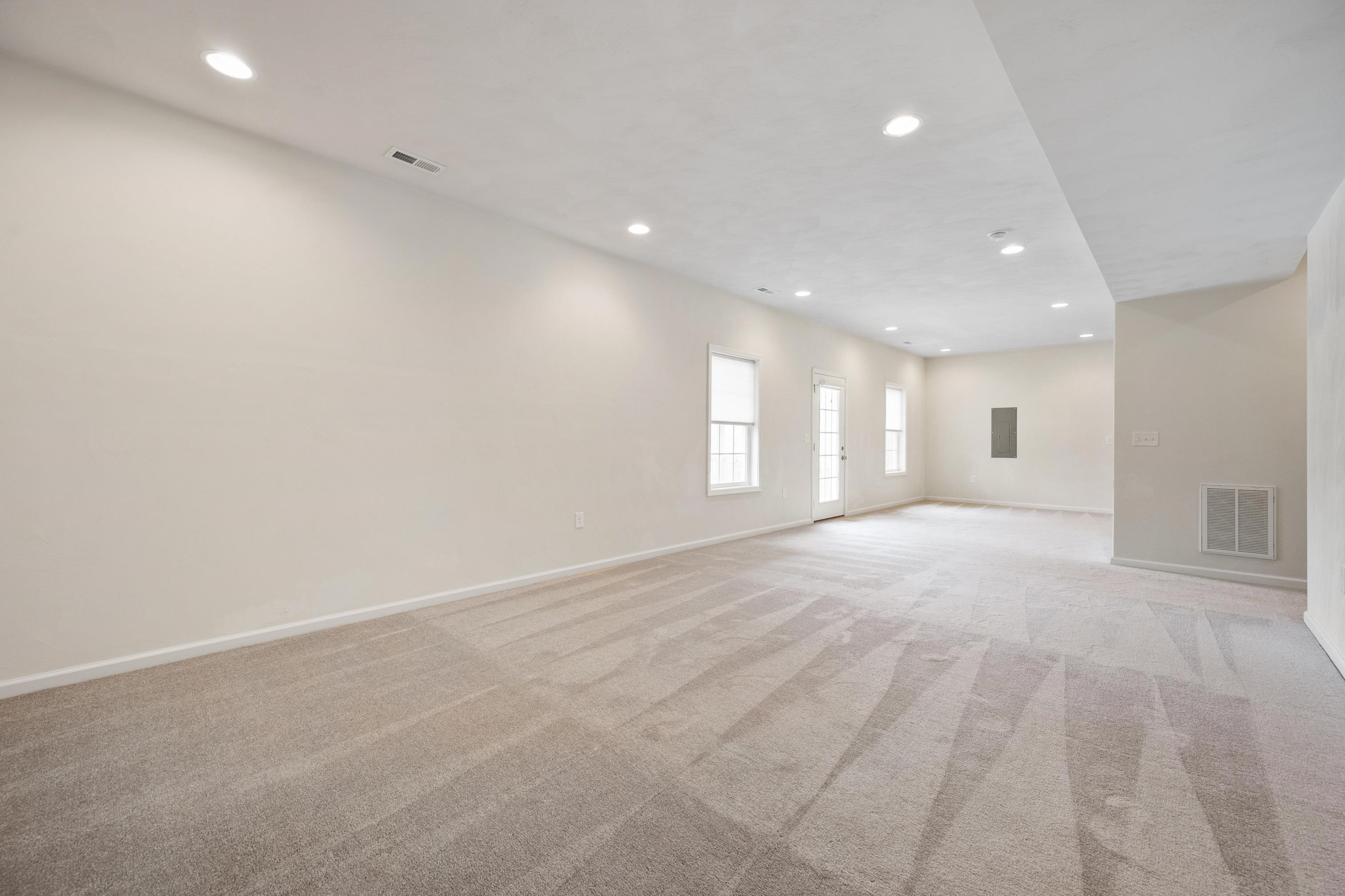 1140 CROSSCREEK Drive