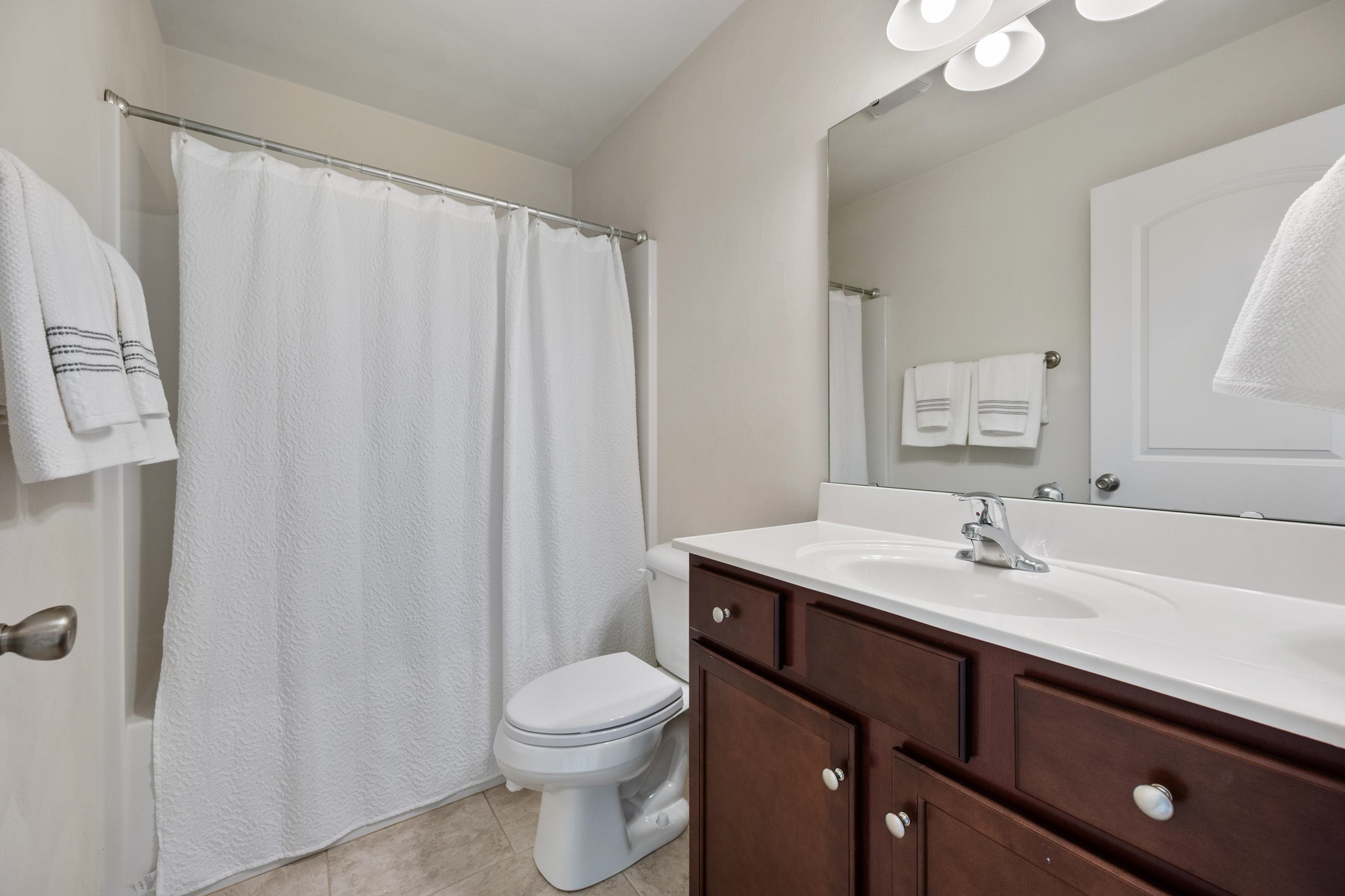 1140 CROSSCREEK Drive