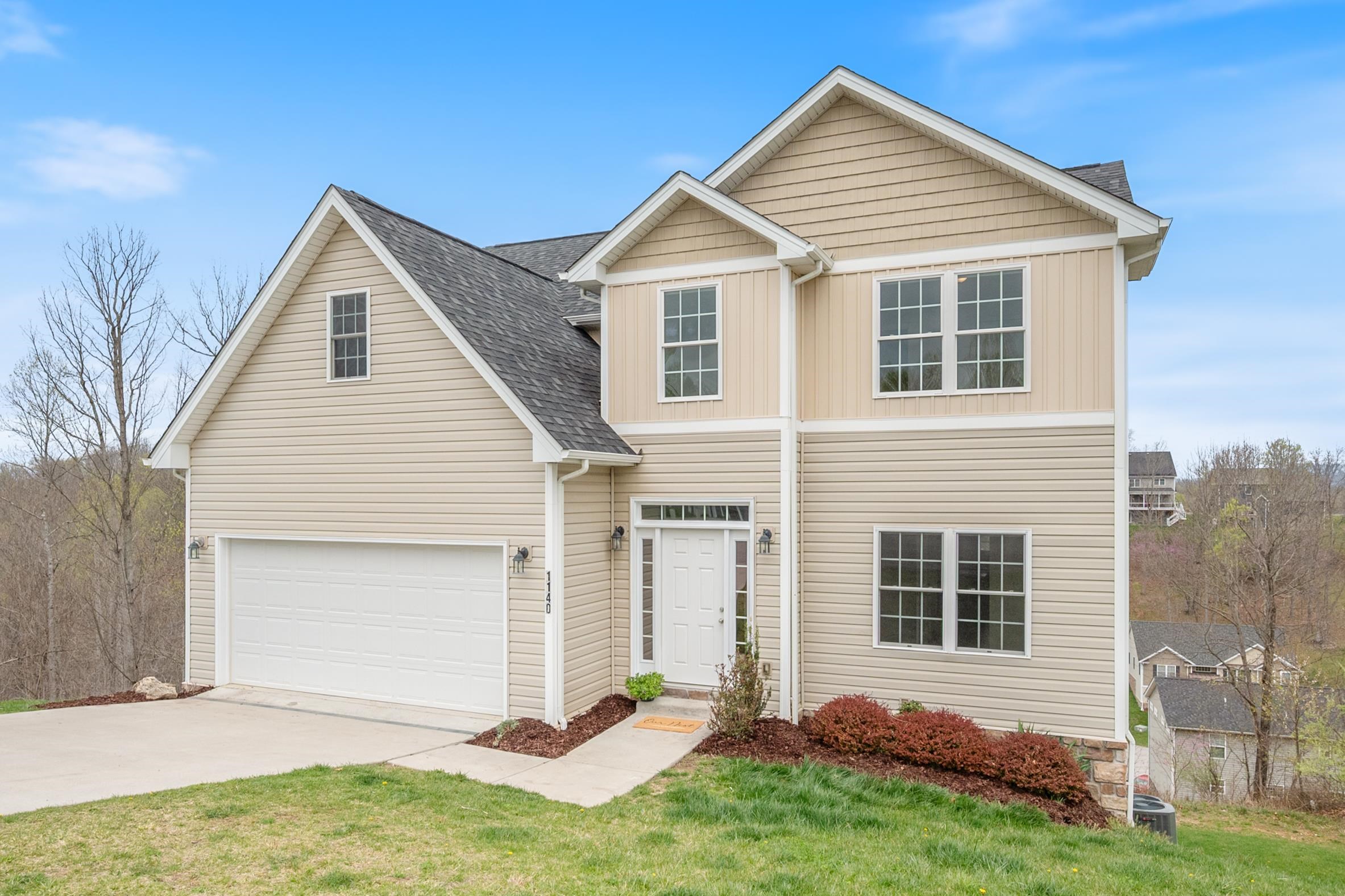 1140 CROSSCREEK Drive