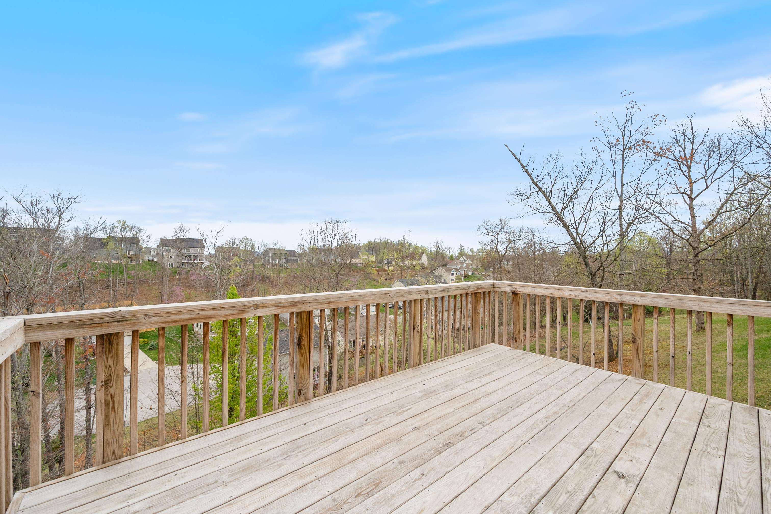 1140 CROSSCREEK Drive