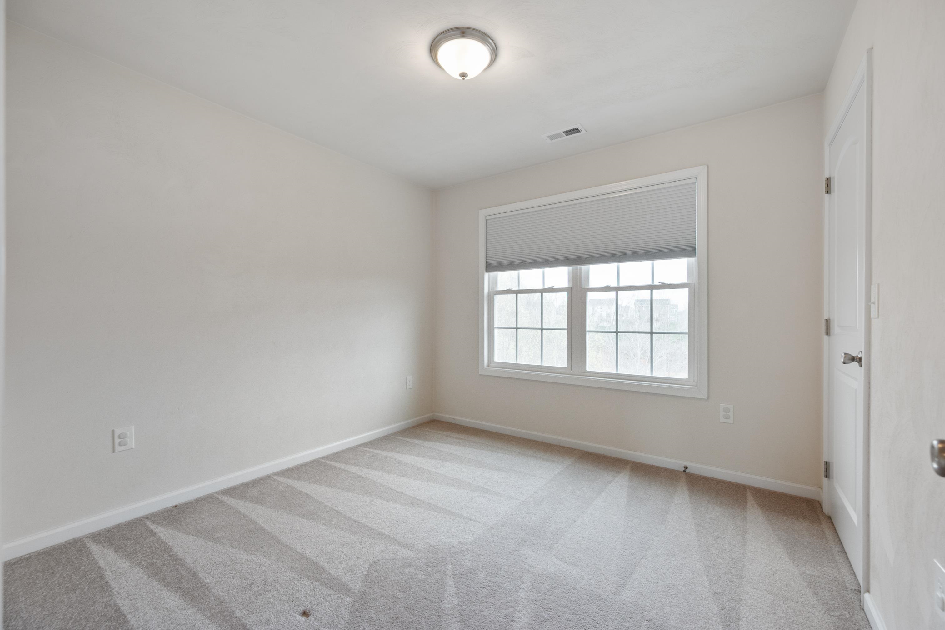 1140 CROSSCREEK Drive