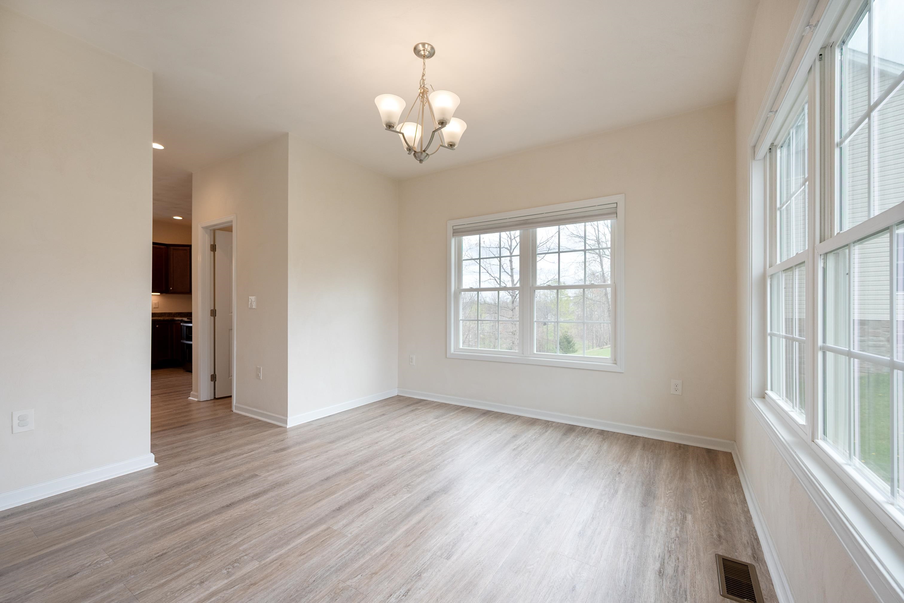 1140 CROSSCREEK Drive