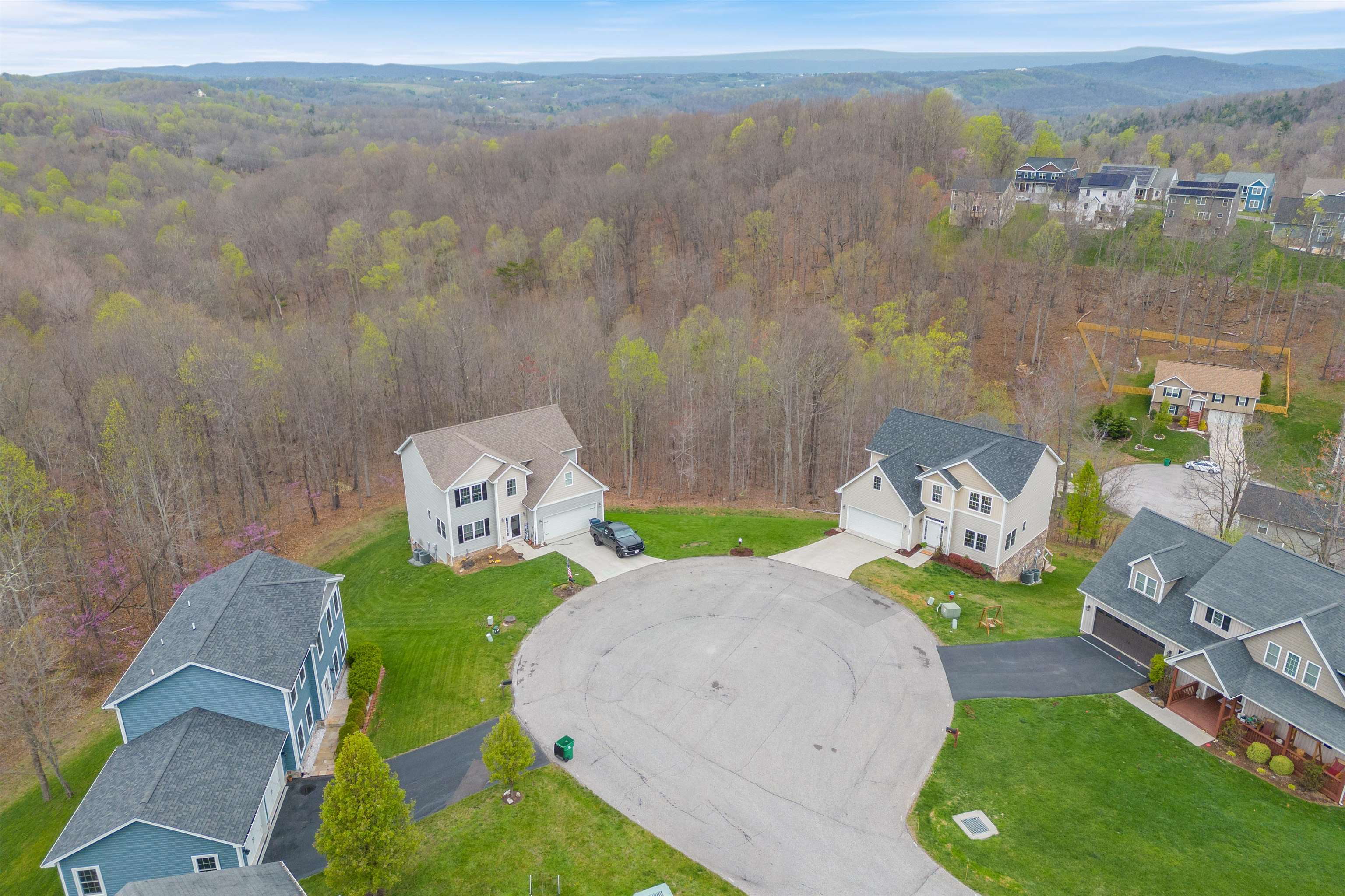 1140 CROSSCREEK Drive