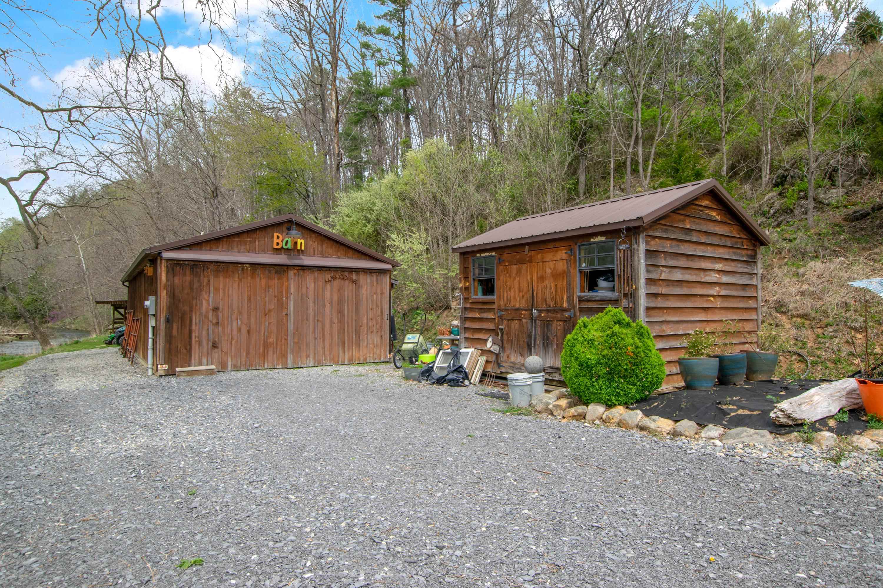 294 Walkers Way