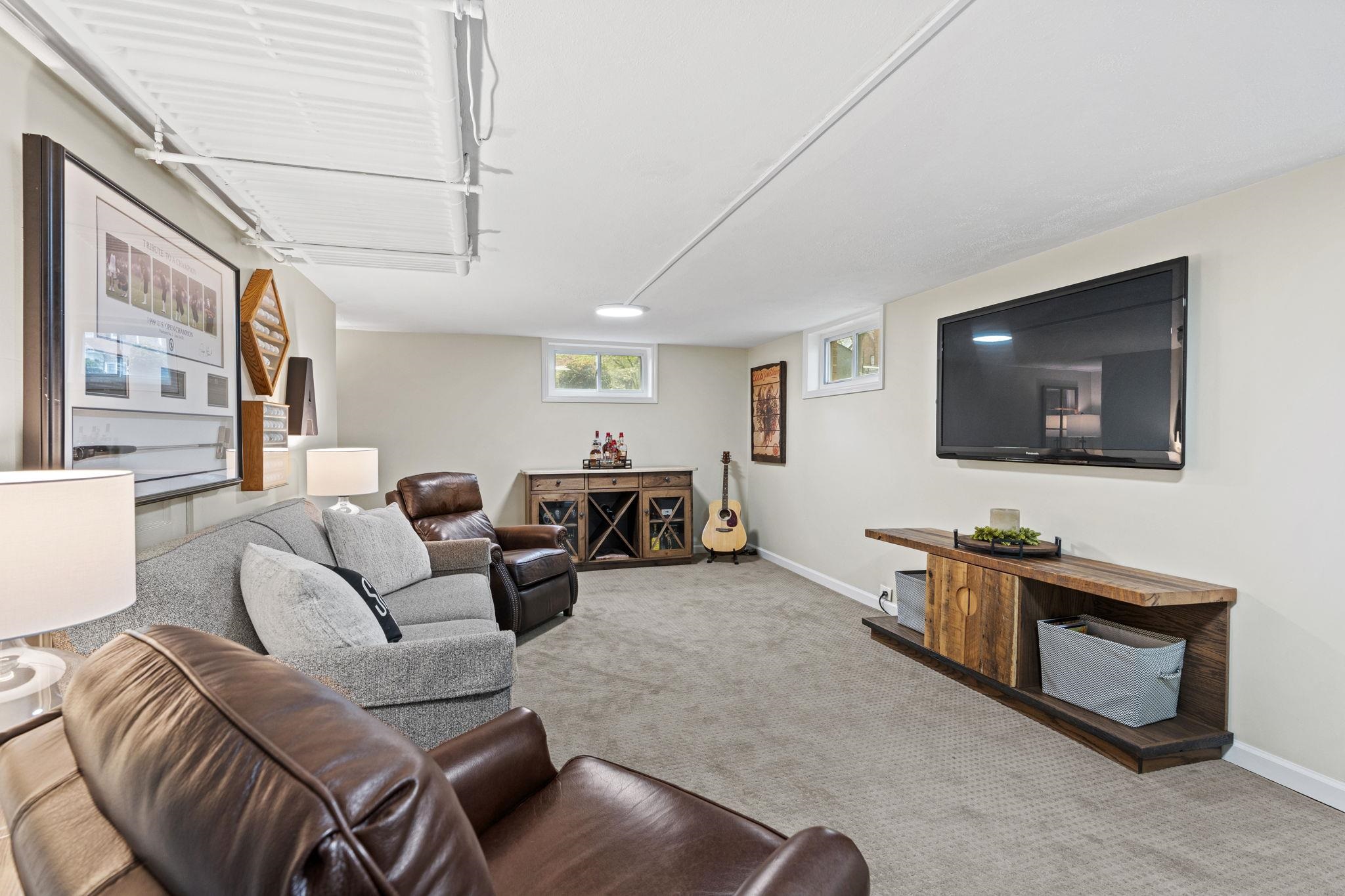 2423 Laburnum Avenue