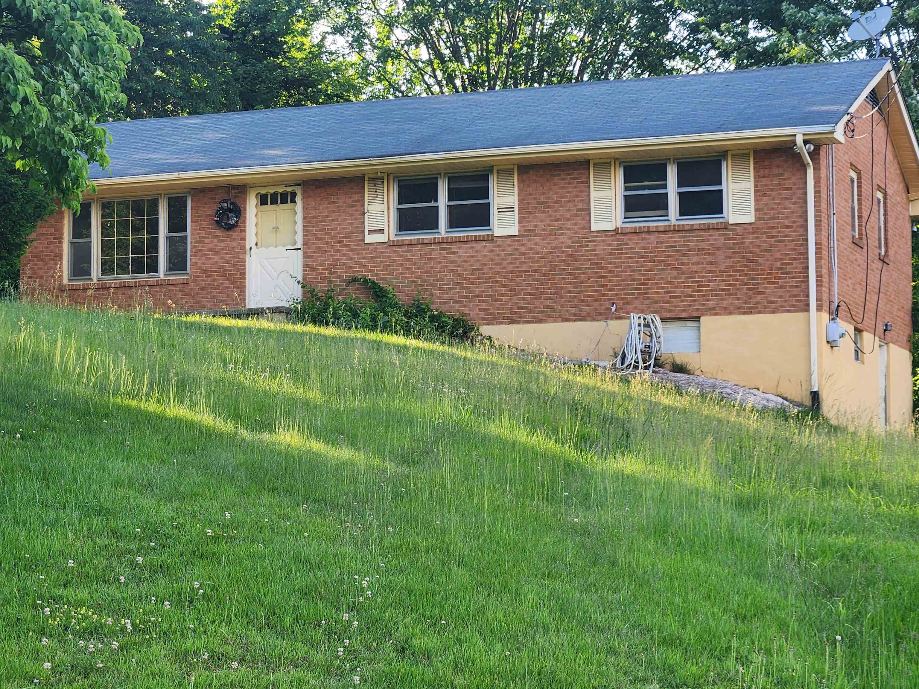 1380 STARLIGHT Court