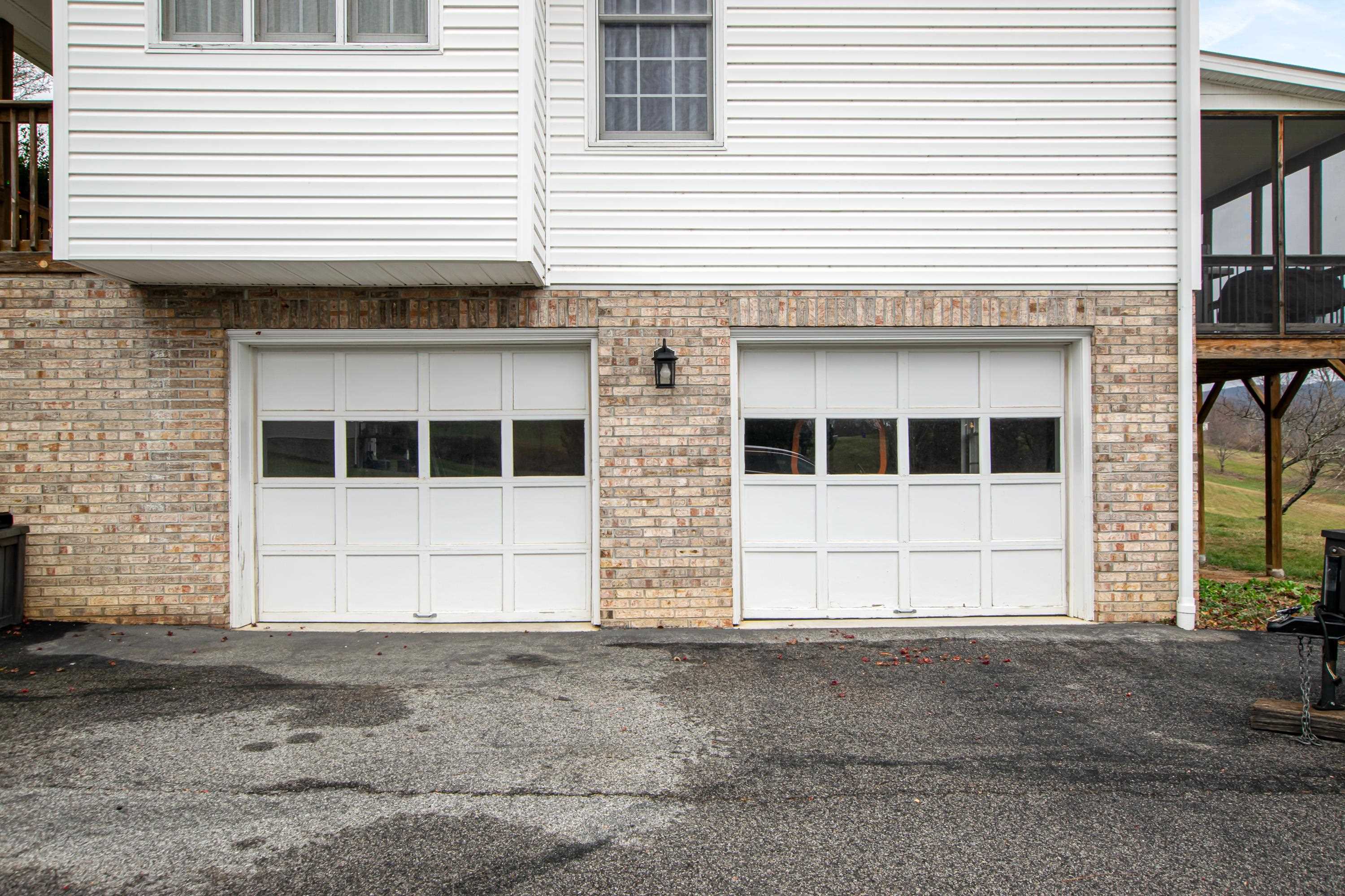 1810 Stratford View Drive