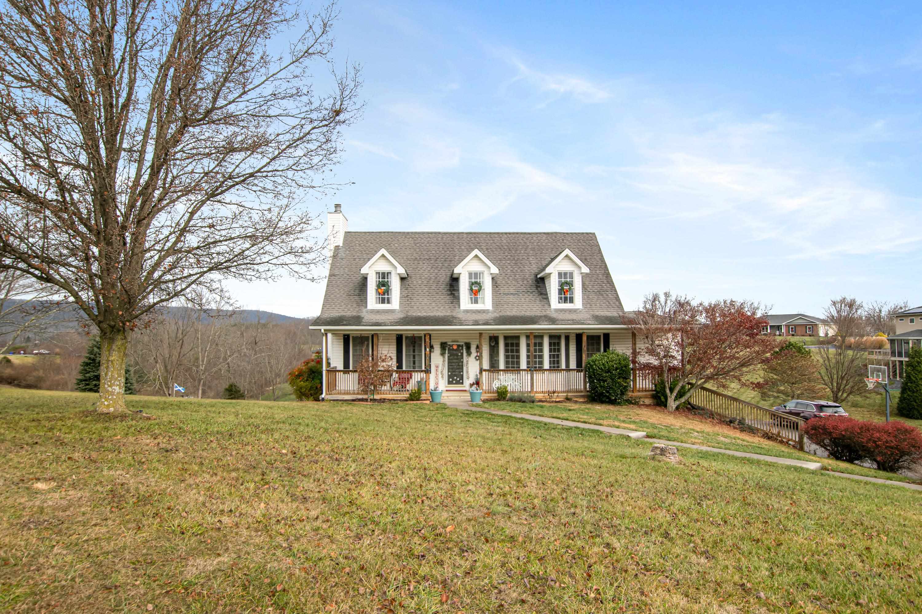 1810 Stratford View Drive