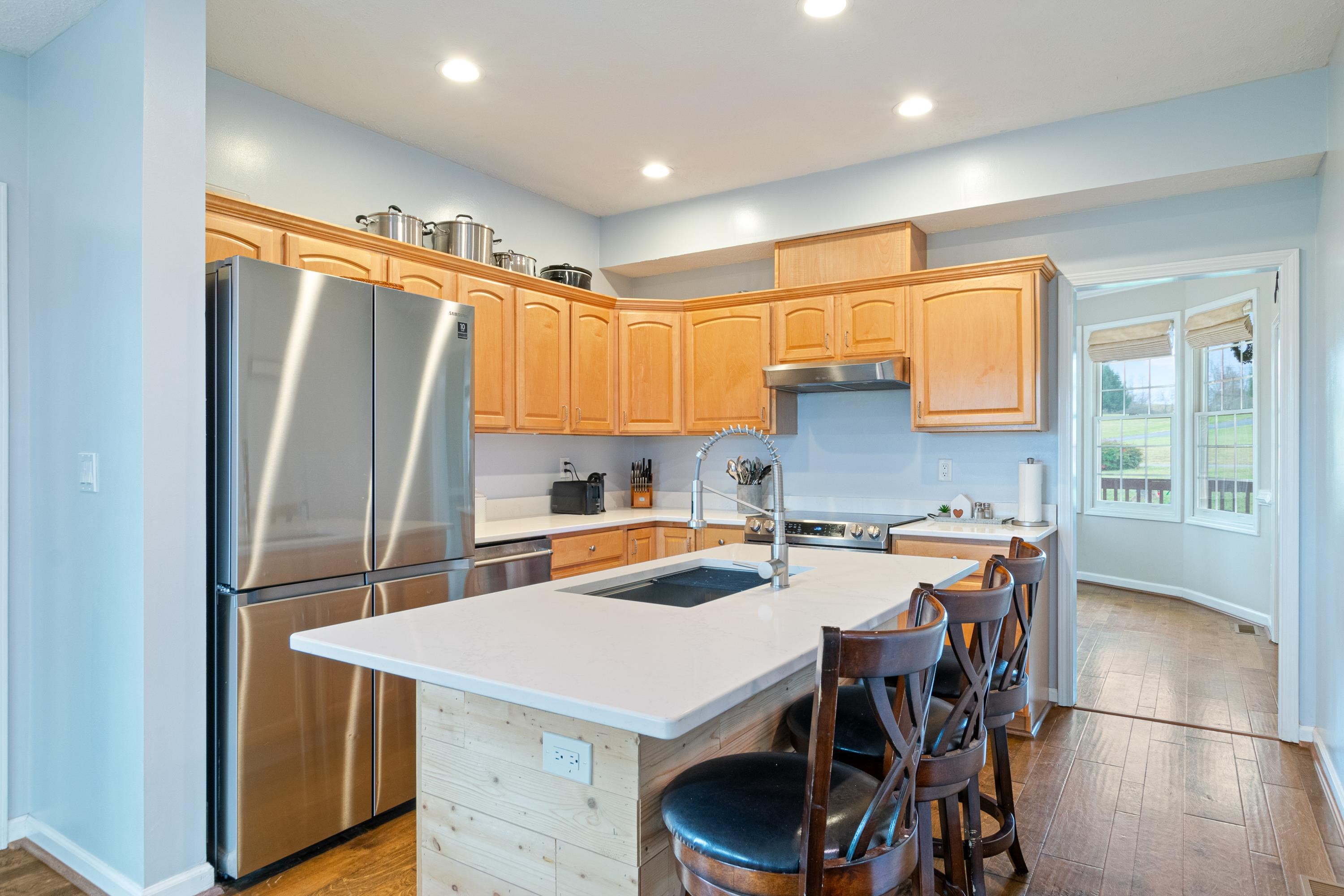 1810 Stratford View Drive