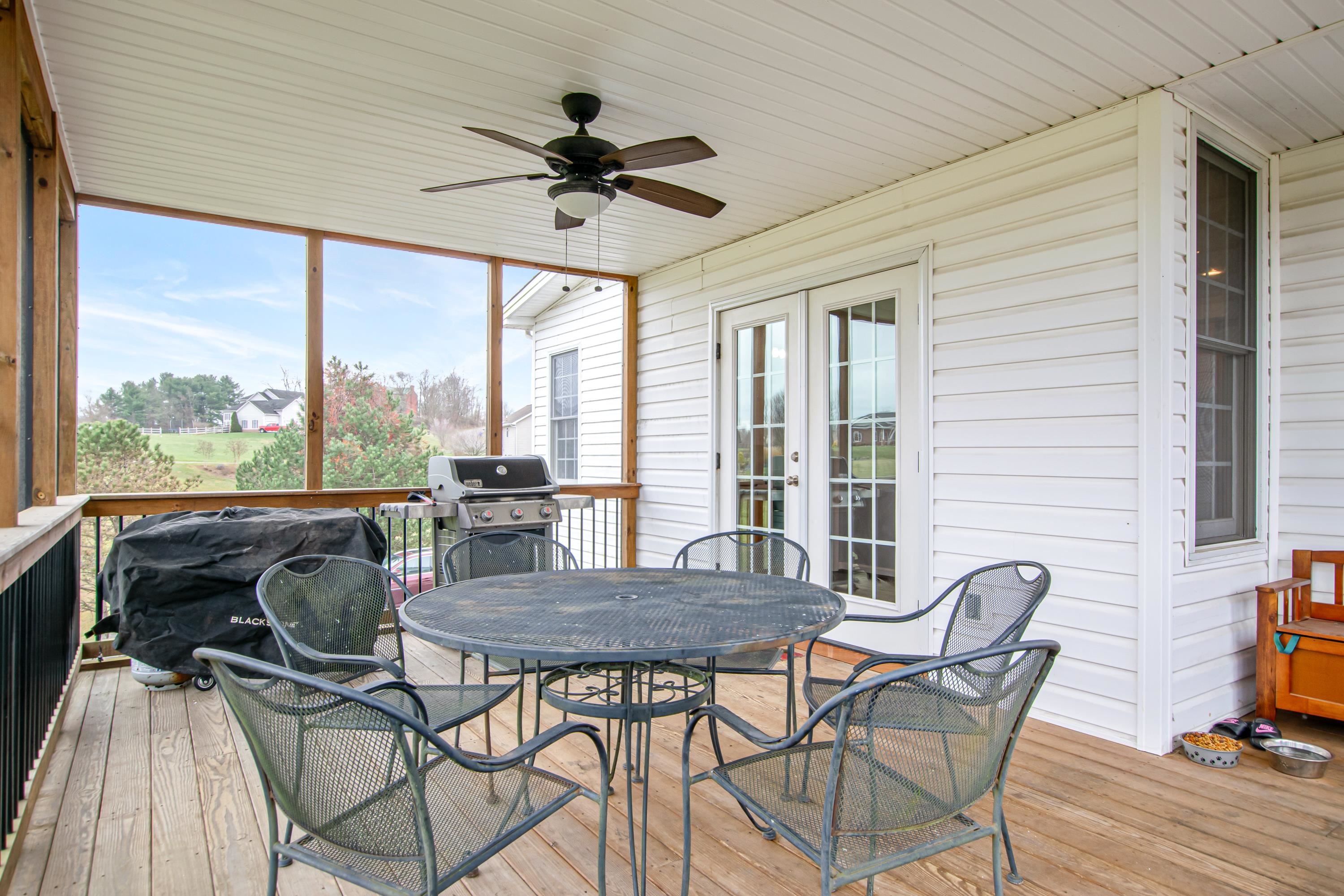 1810 Stratford View Drive