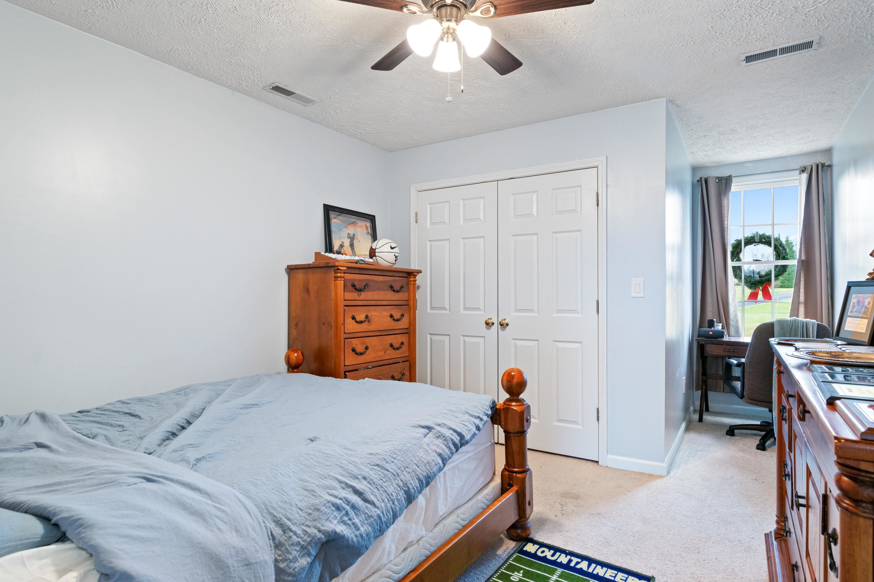 1810 Stratford View Drive