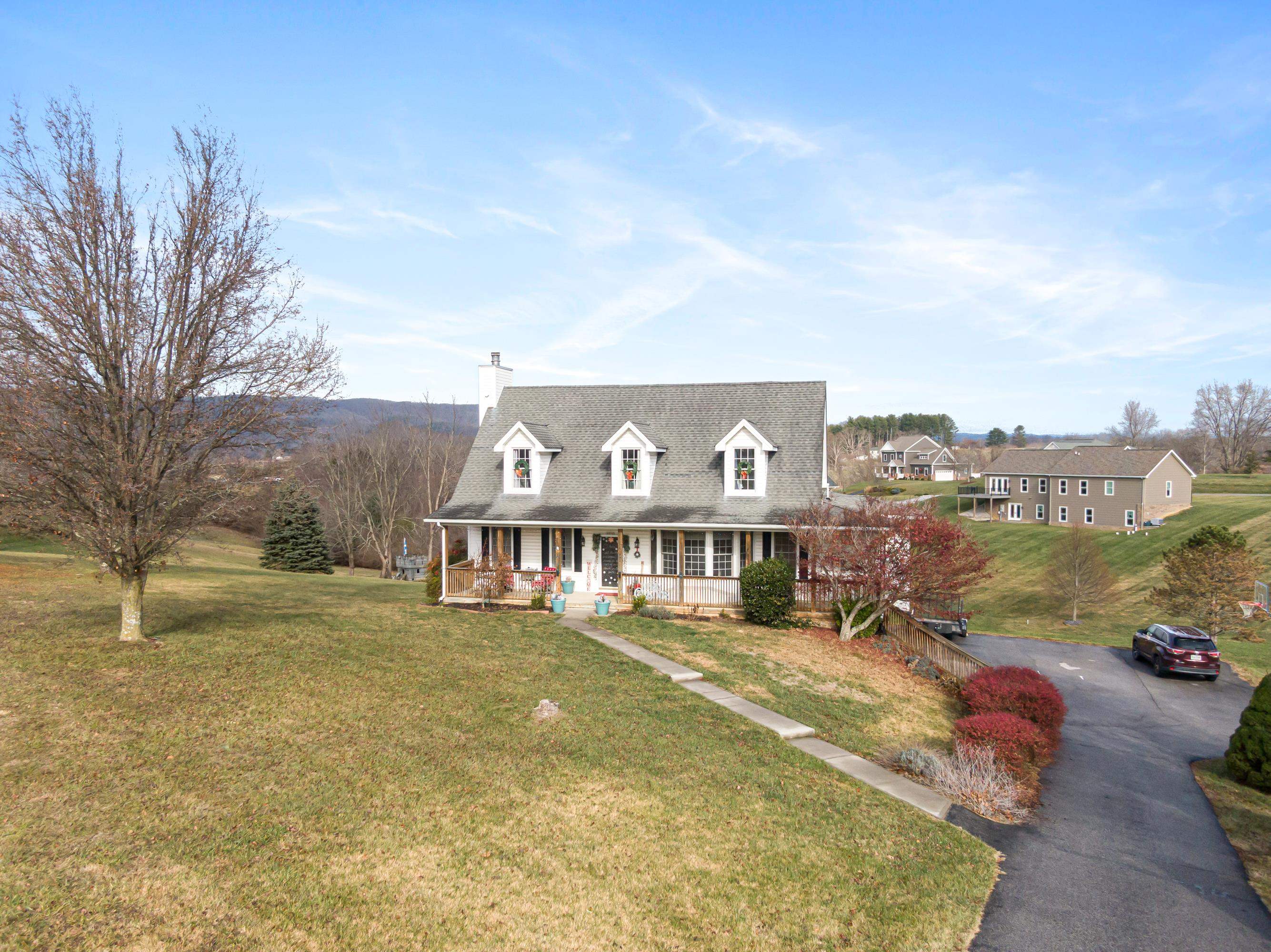 1810 Stratford View Drive