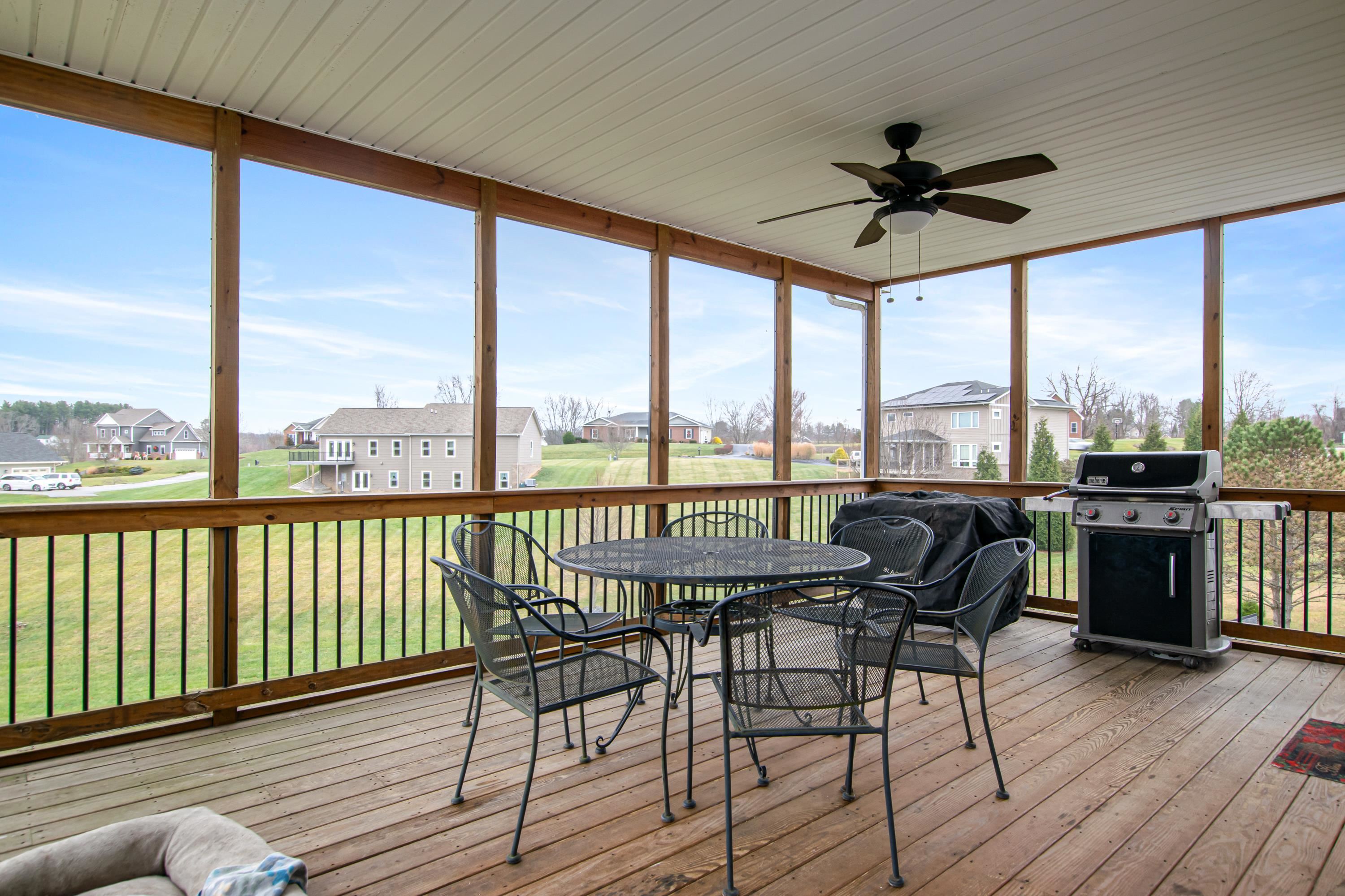 1810 Stratford View Drive