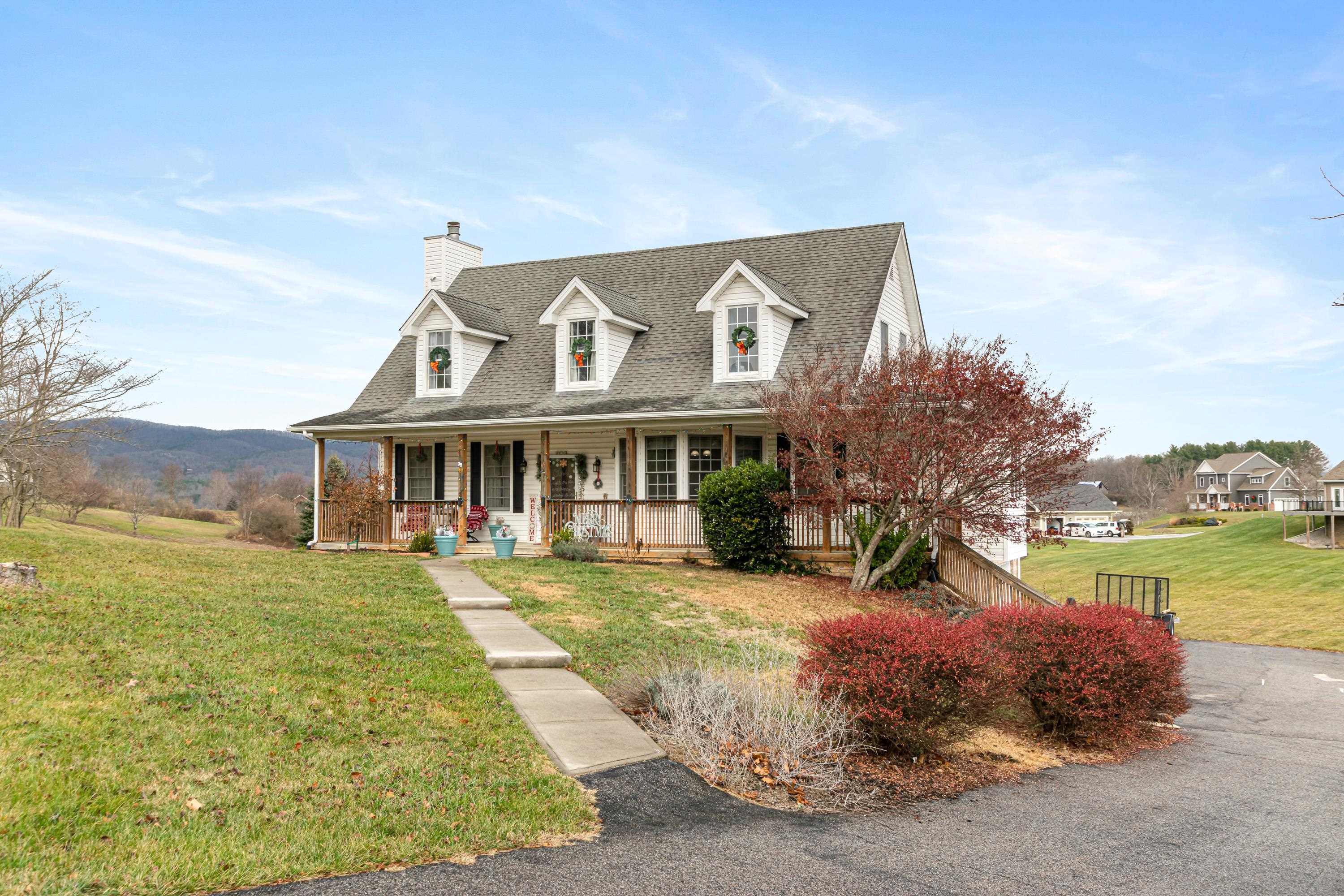 1810 Stratford View Drive