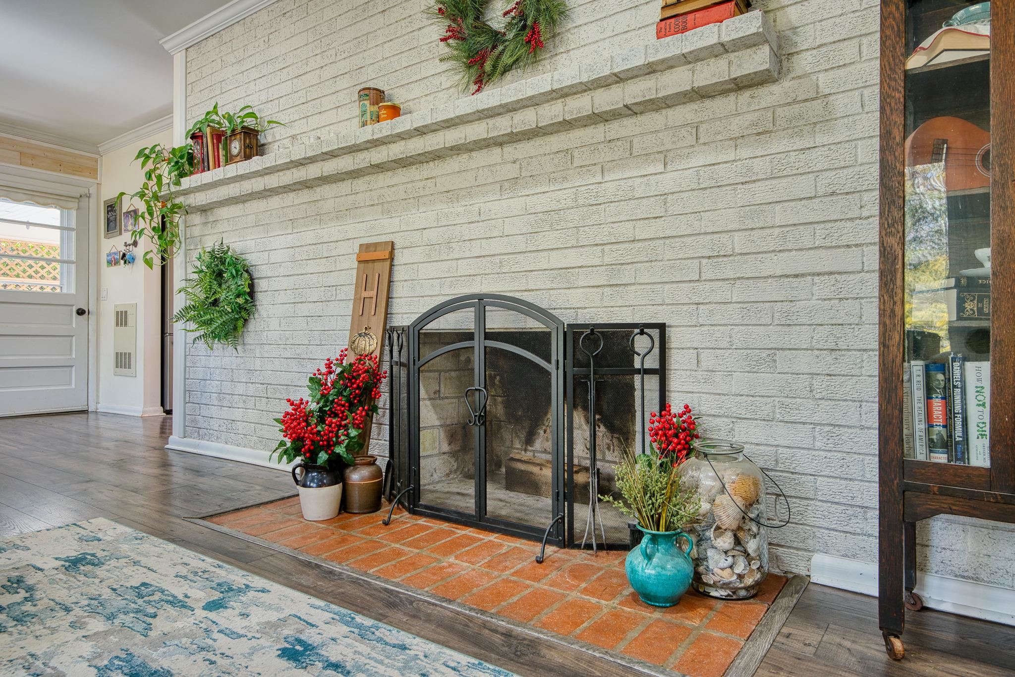609 Watson Lane