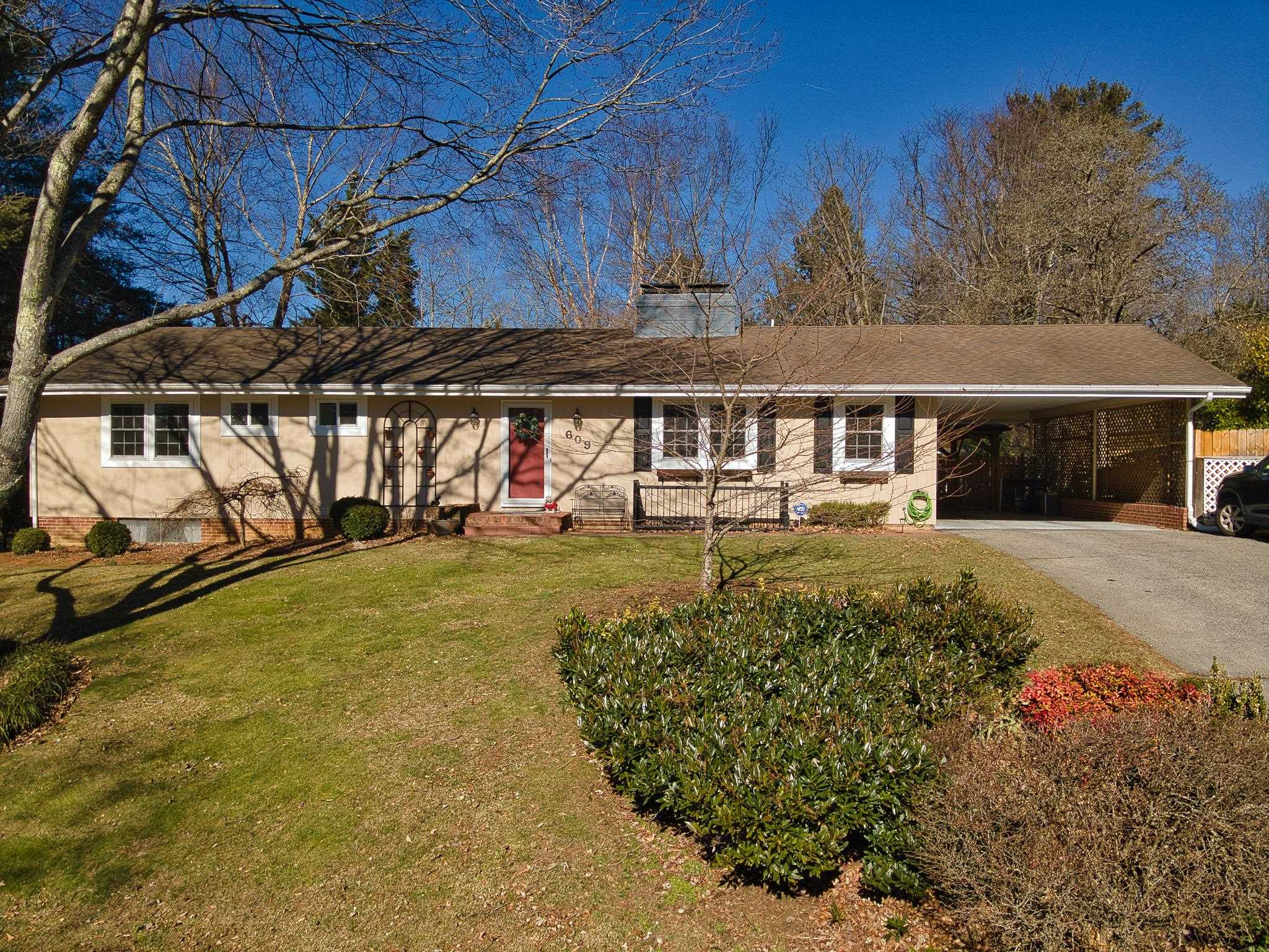 609 Watson Lane