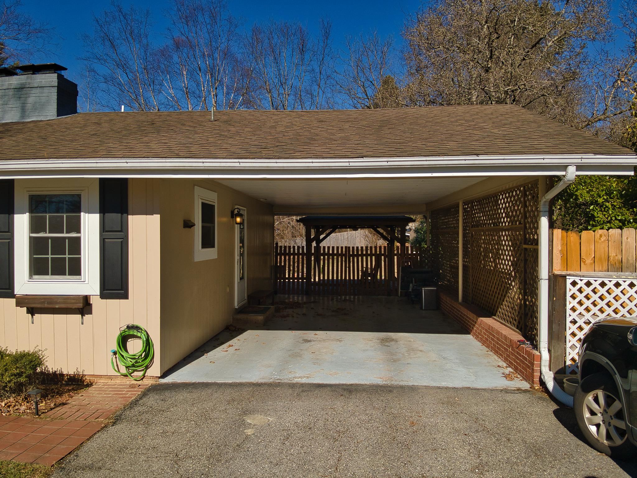 609 Watson Lane