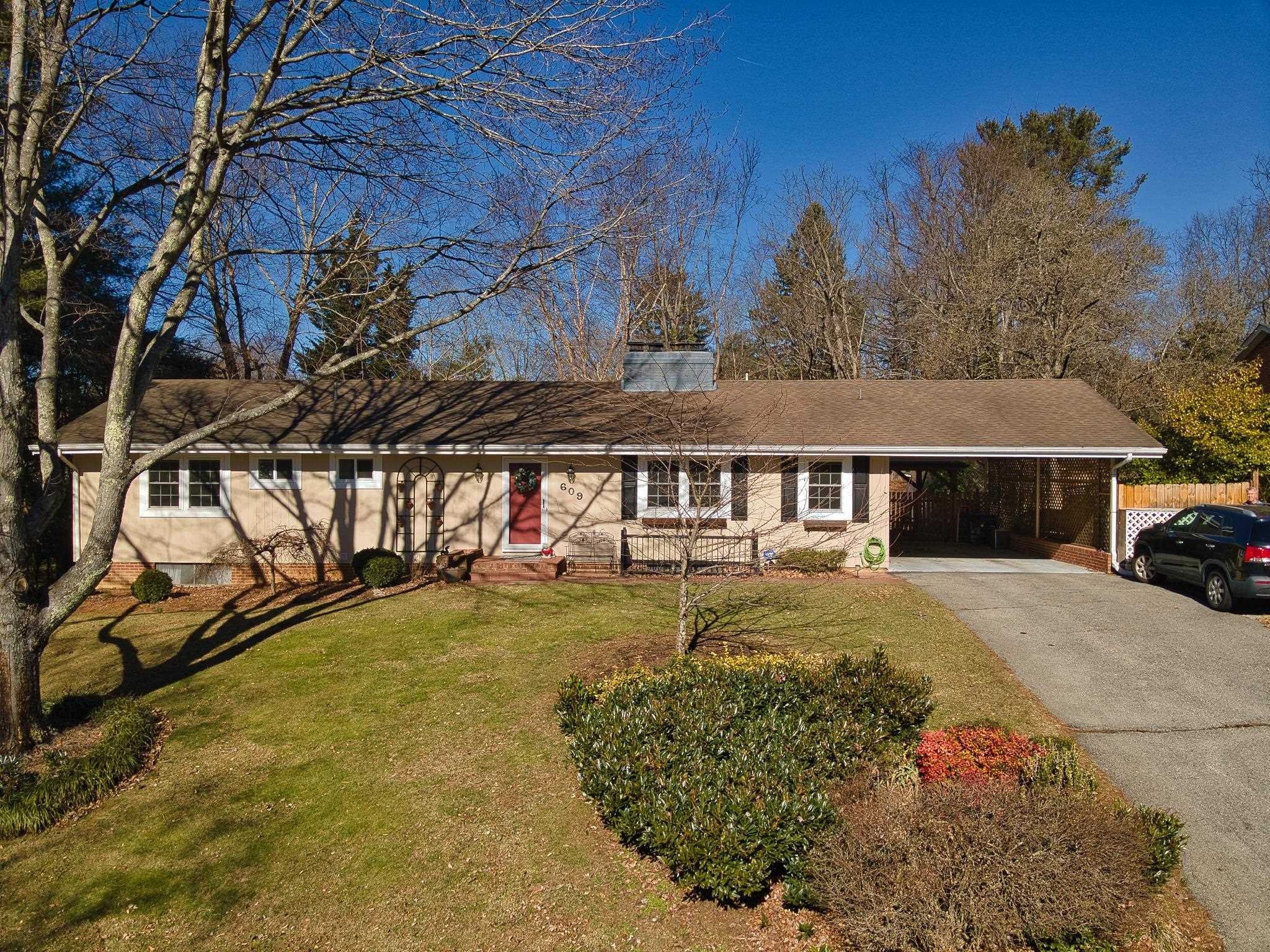 609 Watson Lane