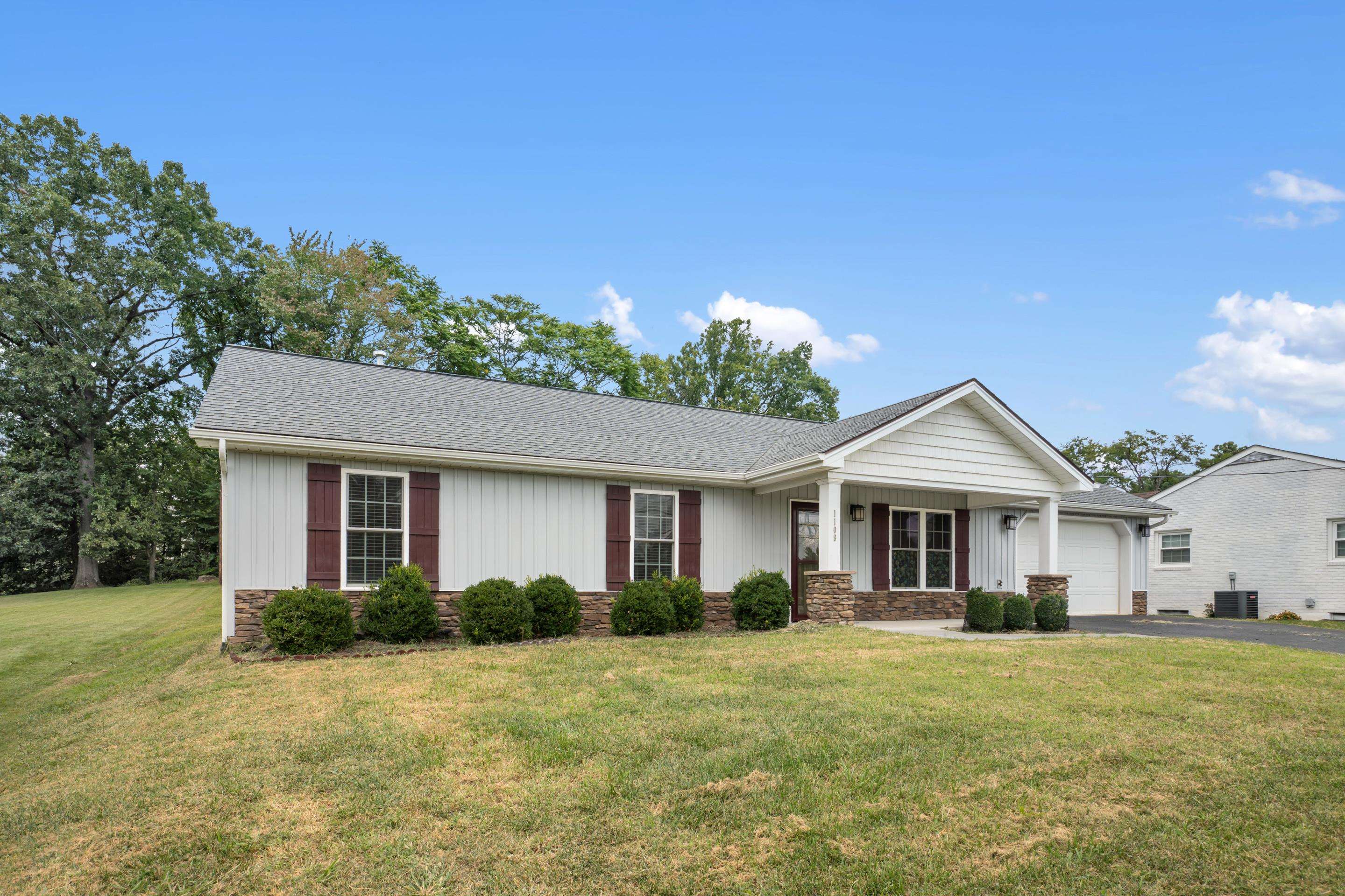 1109 Stoutamire Drive