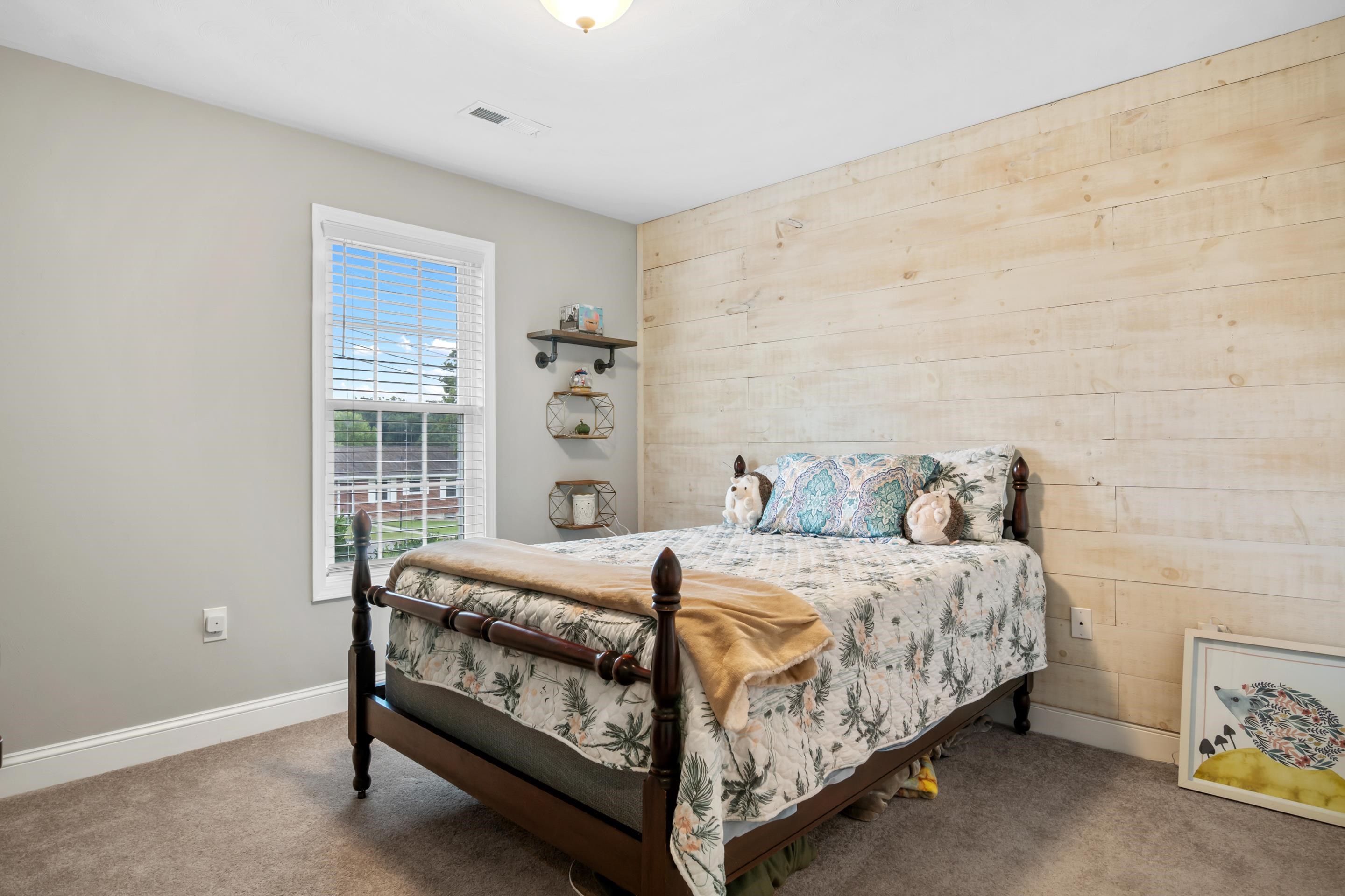 1109 Stoutamire Drive