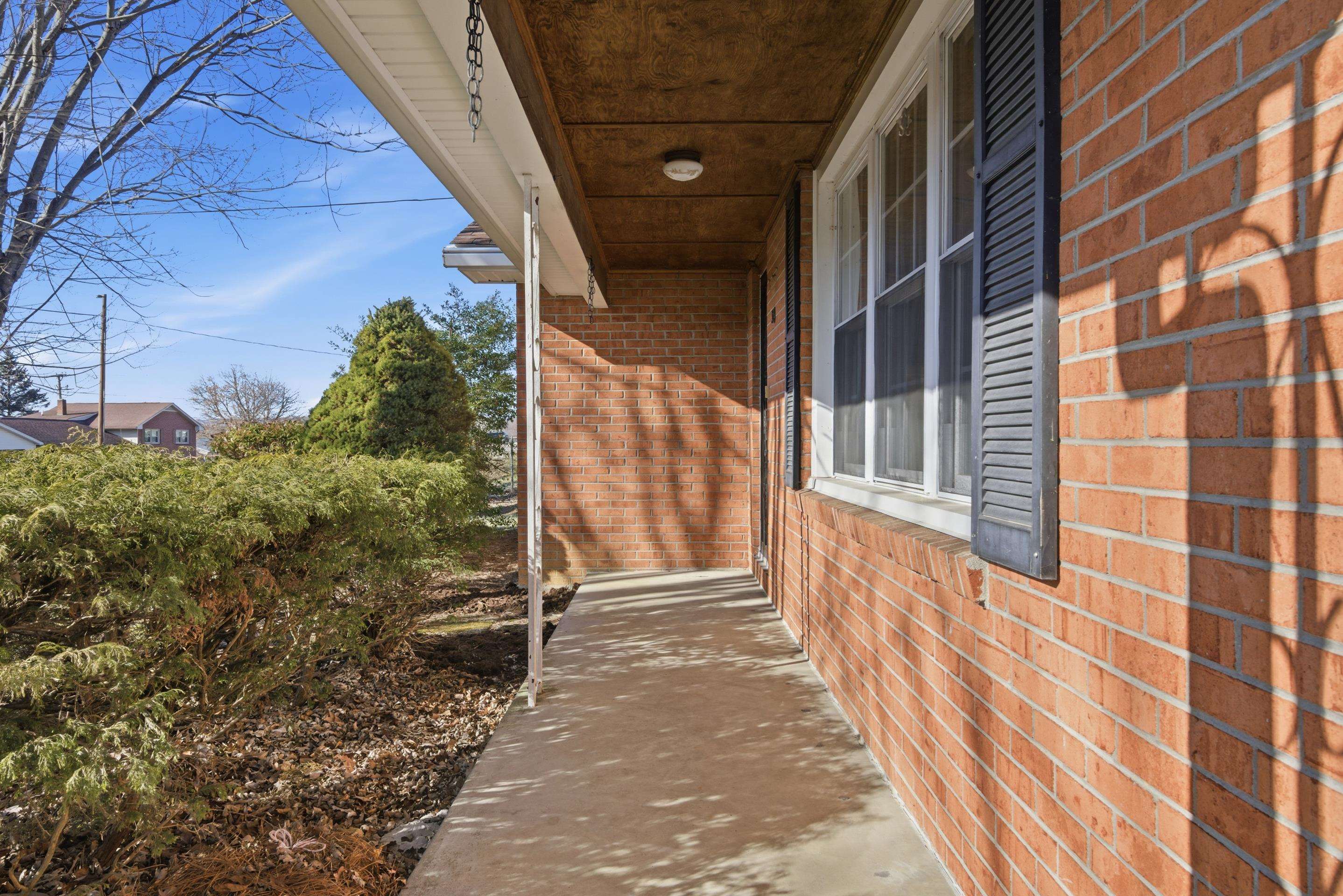 329 Vaughn Avenue