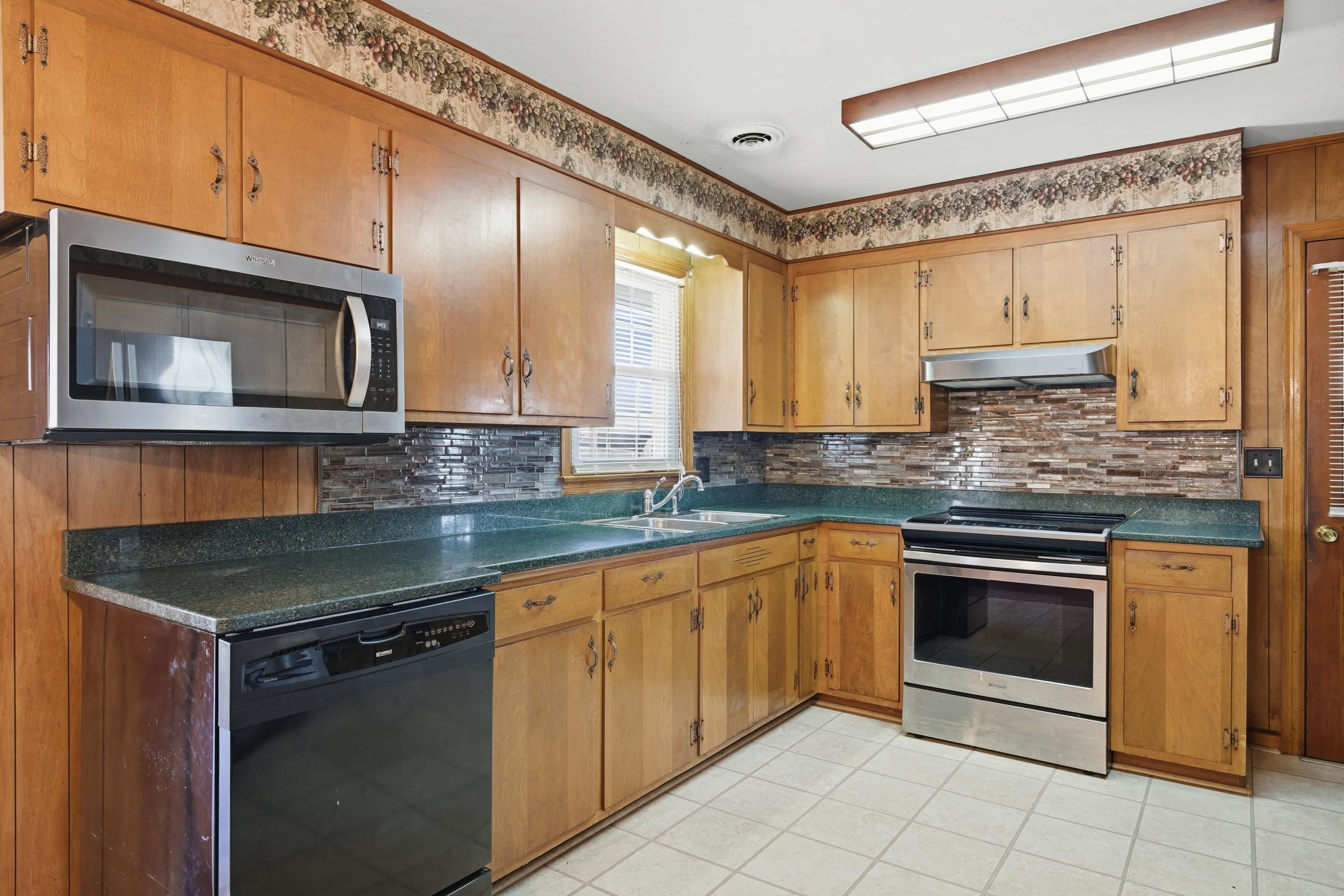 329 Vaughn Avenue