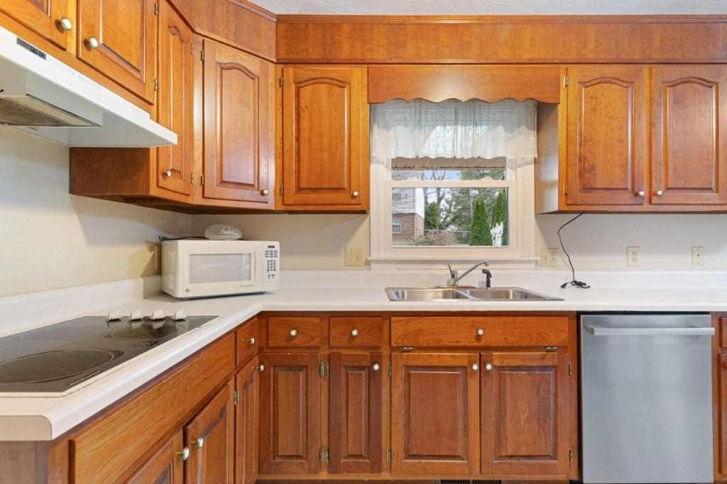 35 SCATTERGOOD Drive