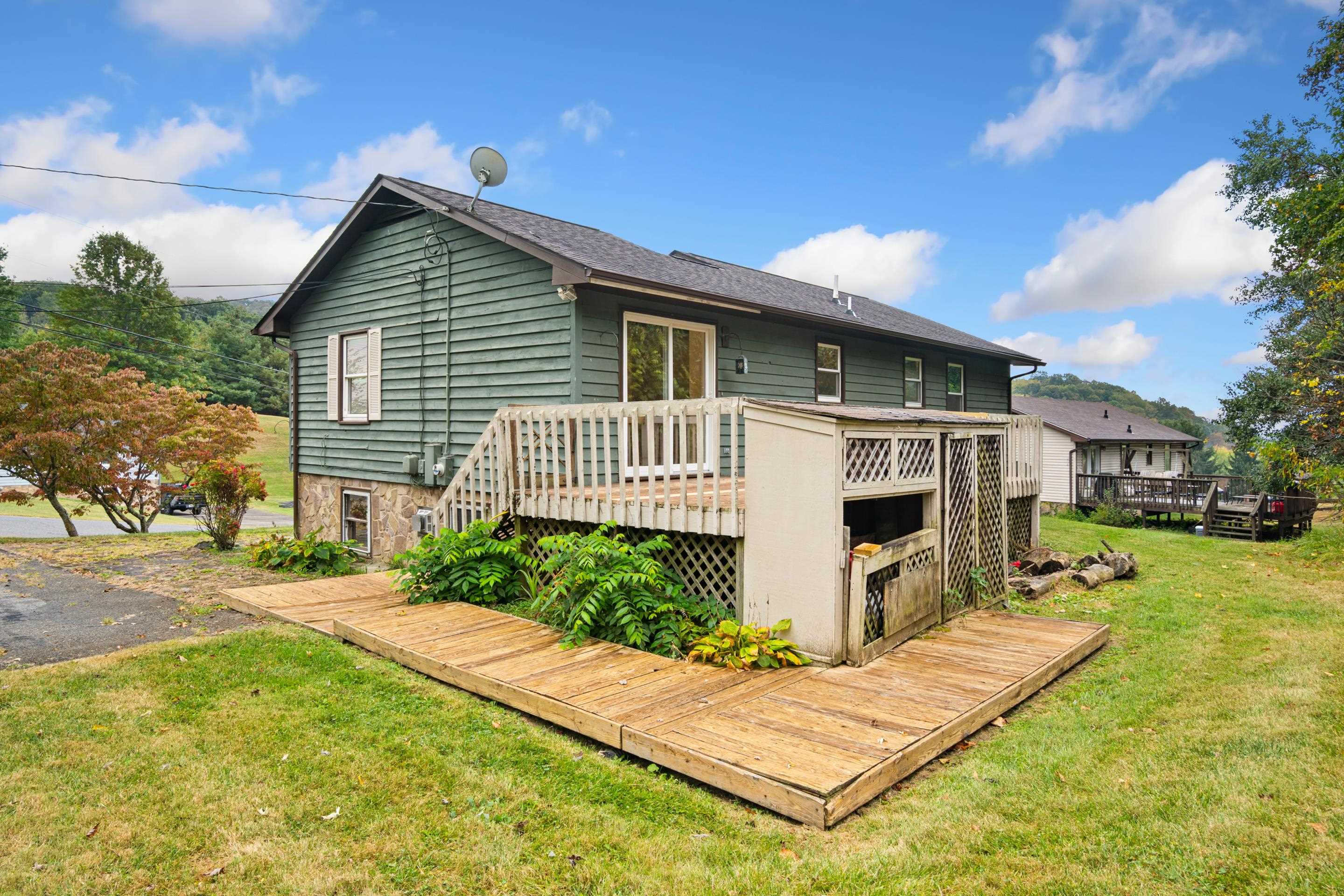 405 Overland Drive