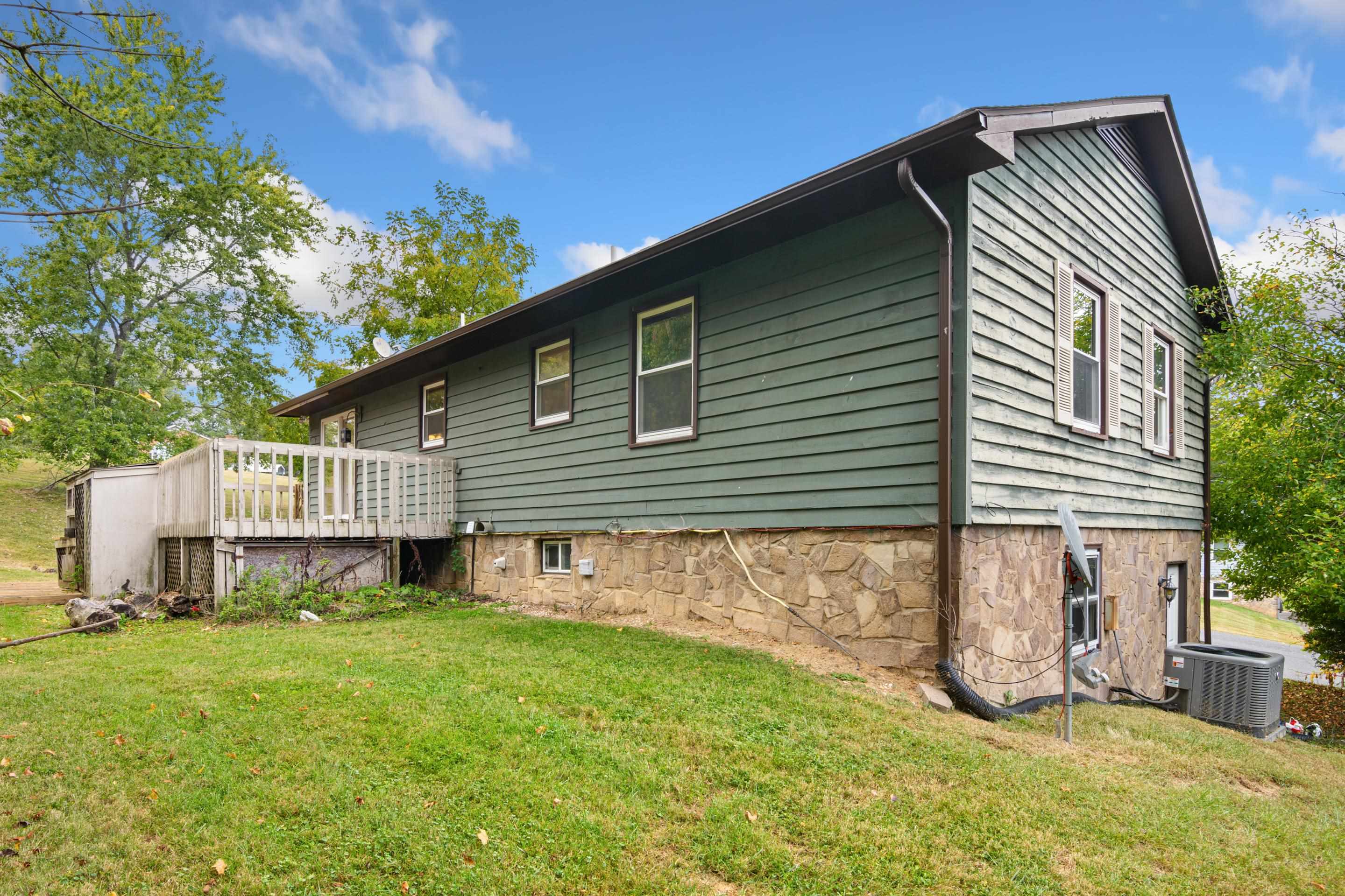 405 Overland Drive