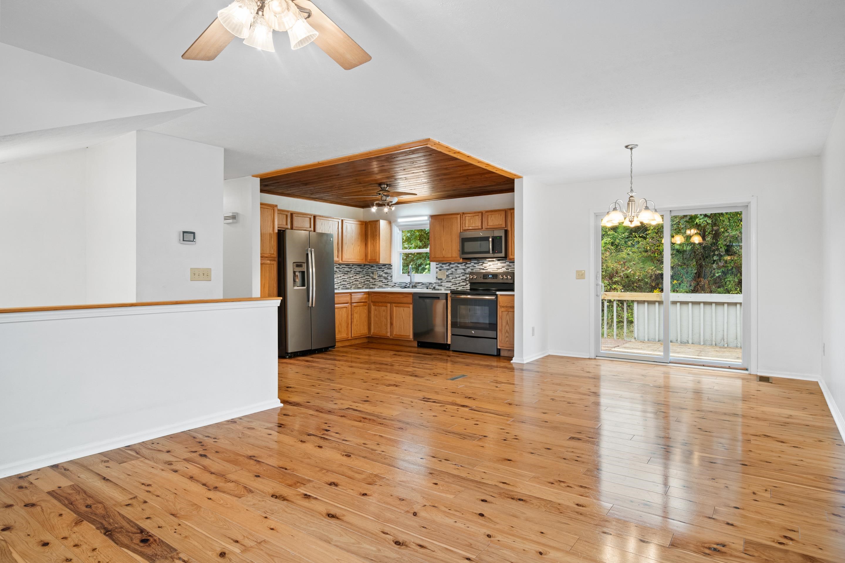 405 Overland Drive
