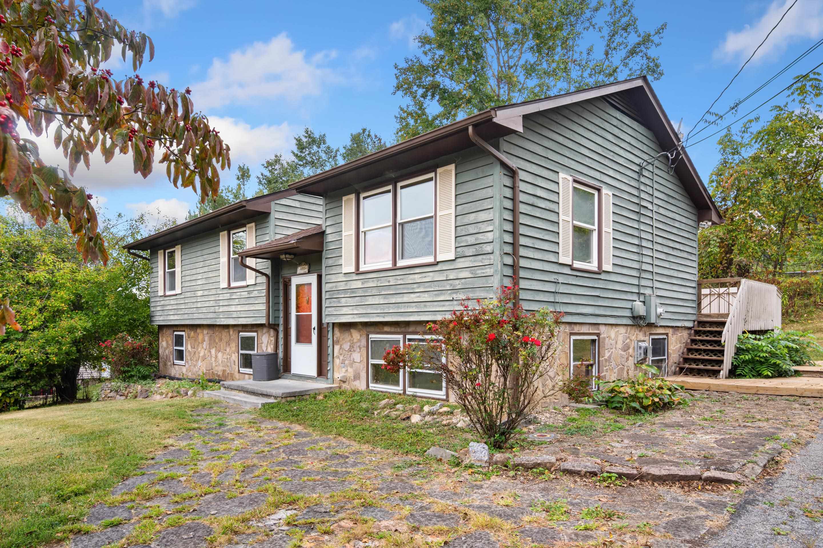 405 Overland Drive