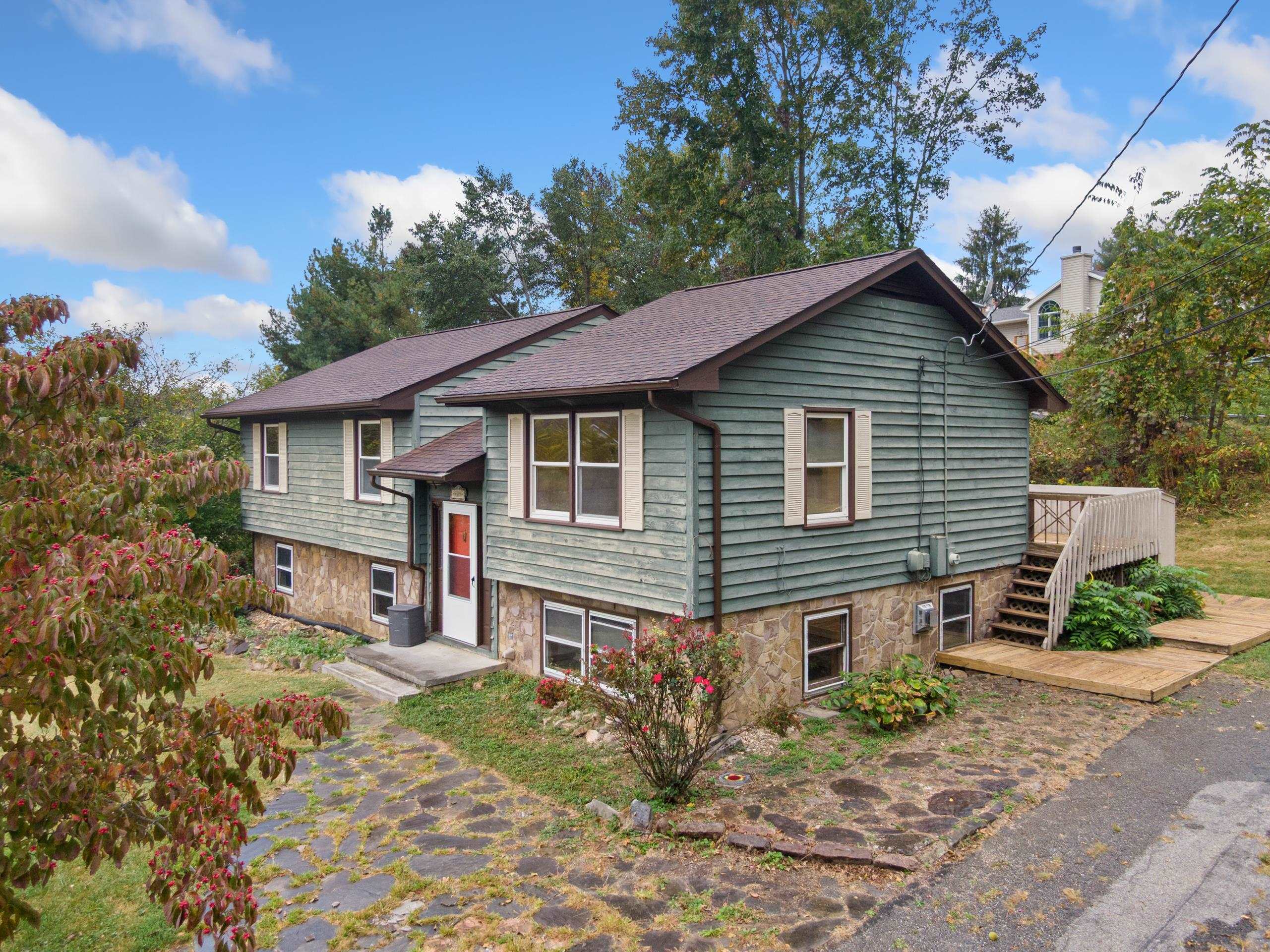 405 Overland Drive