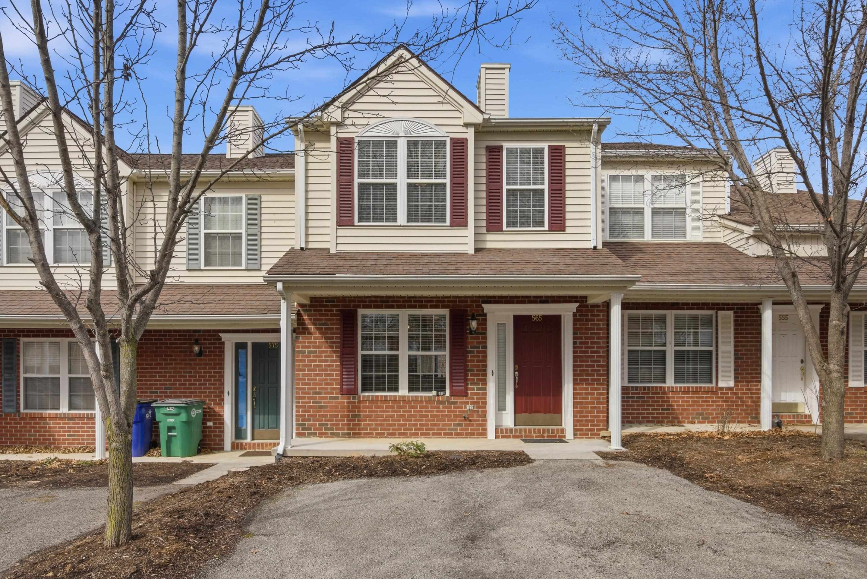 565 Oaktree Boulevard