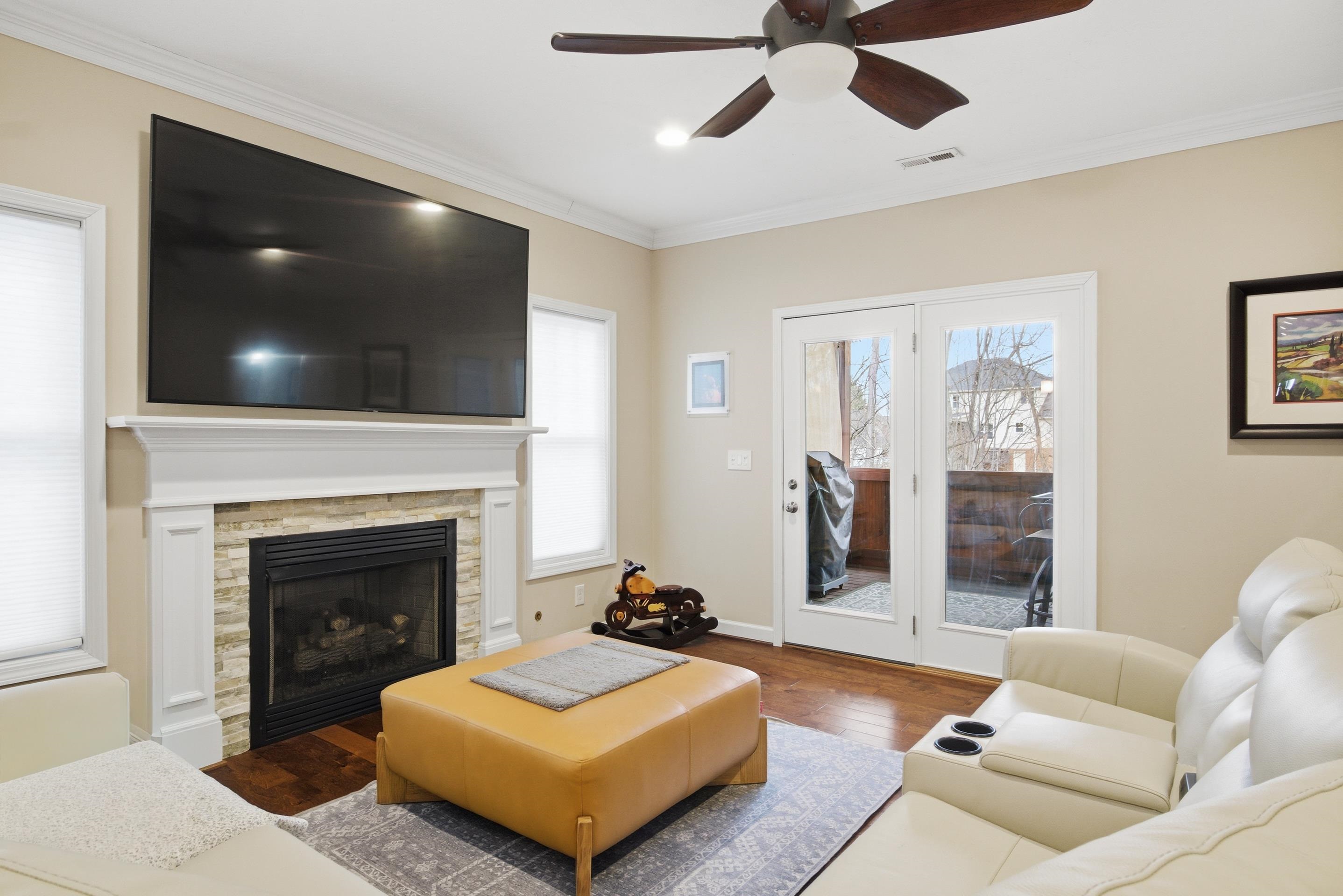 3101 Isabel Lane