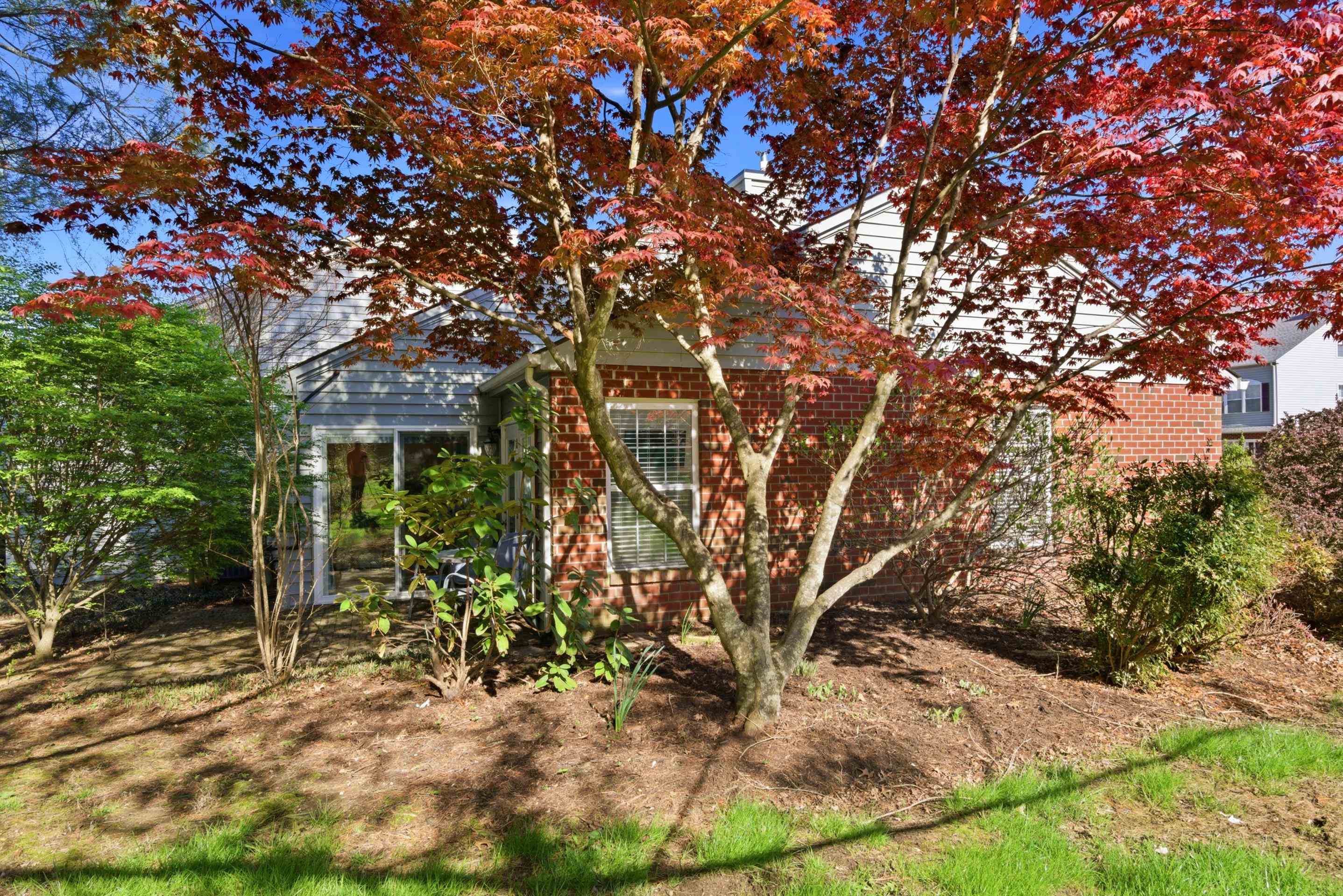 450 SILVER LEAF DR Drive