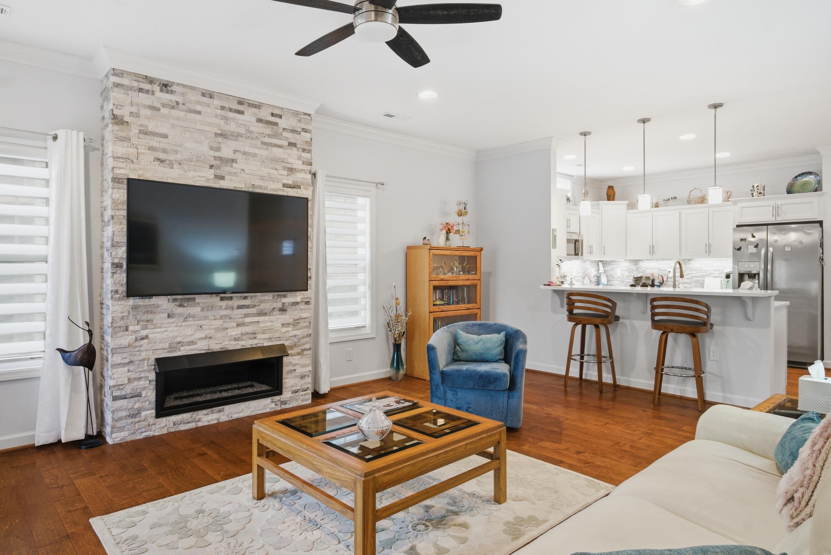 3095 Isabel Lane