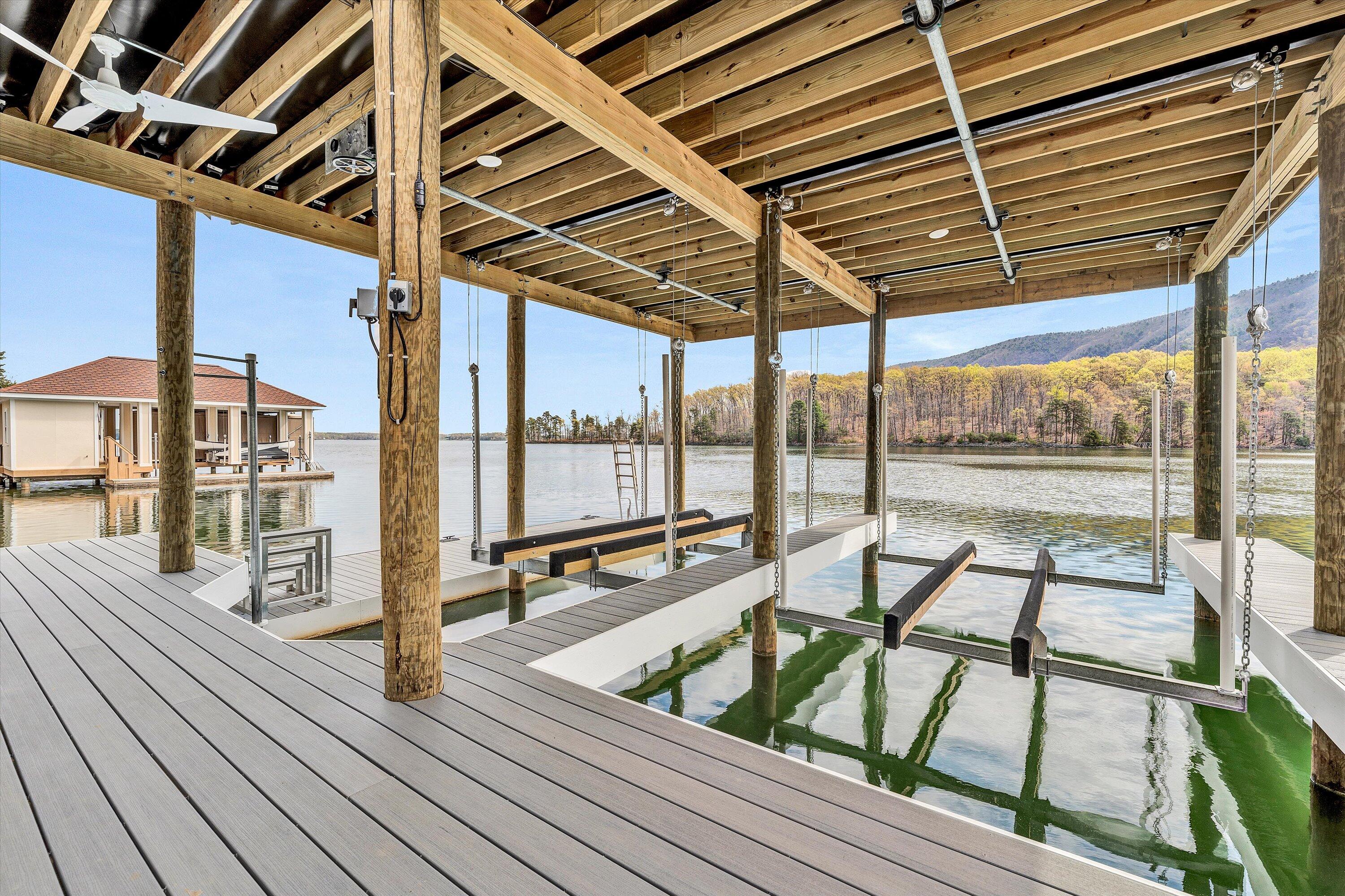 308 Mountain Vista DR