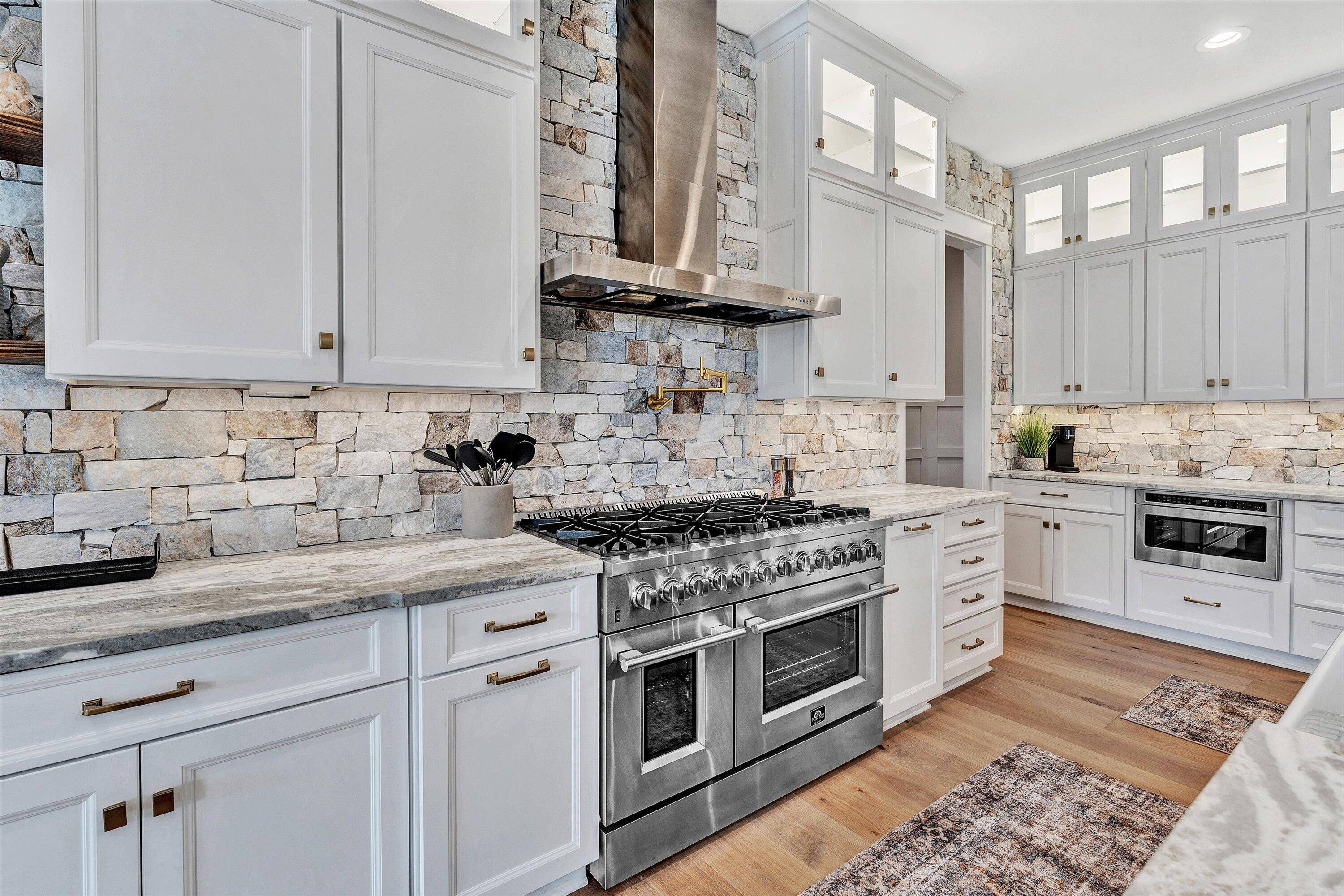 308 Mountain Vista DR