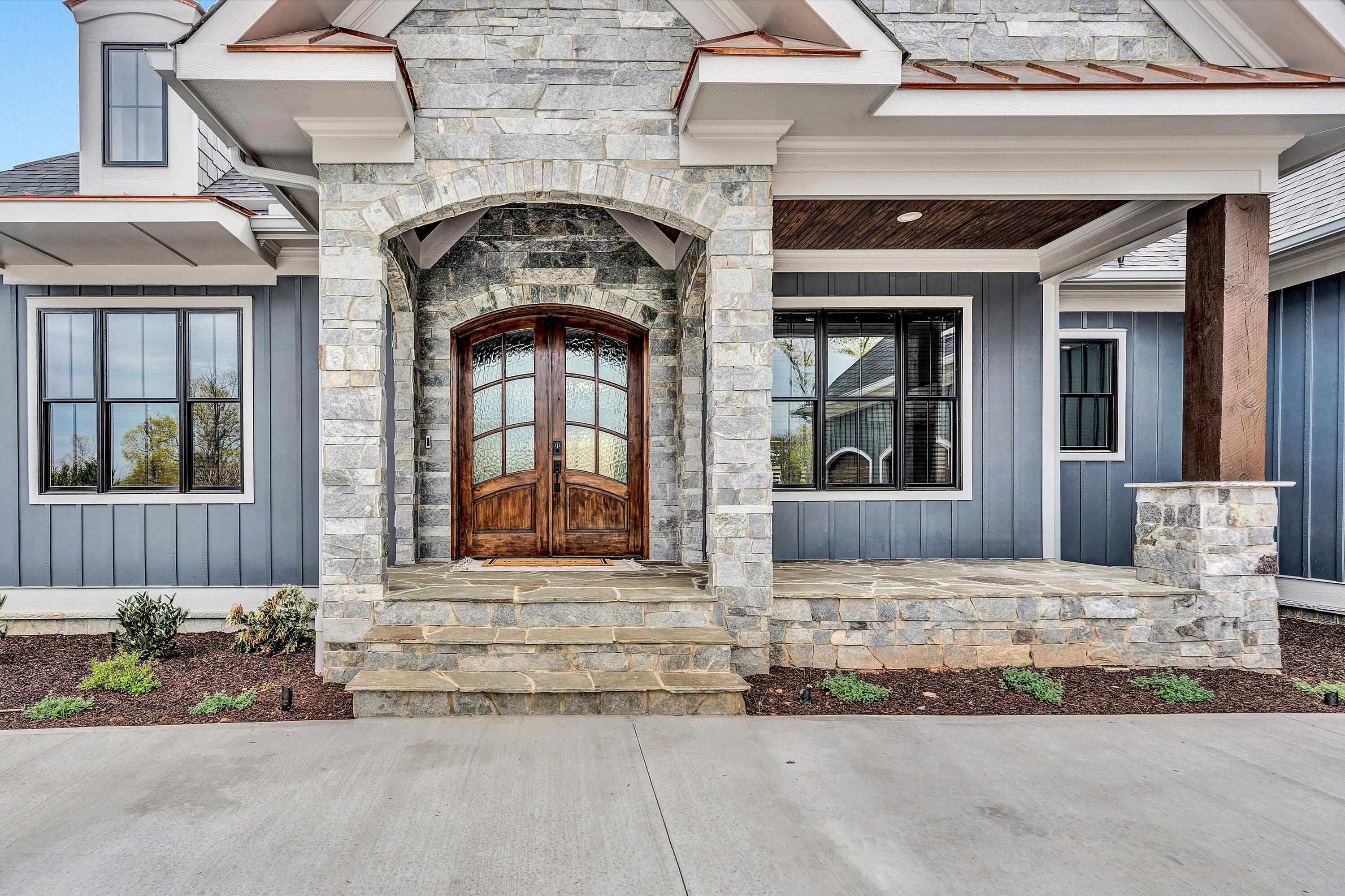308 Mountain Vista DR