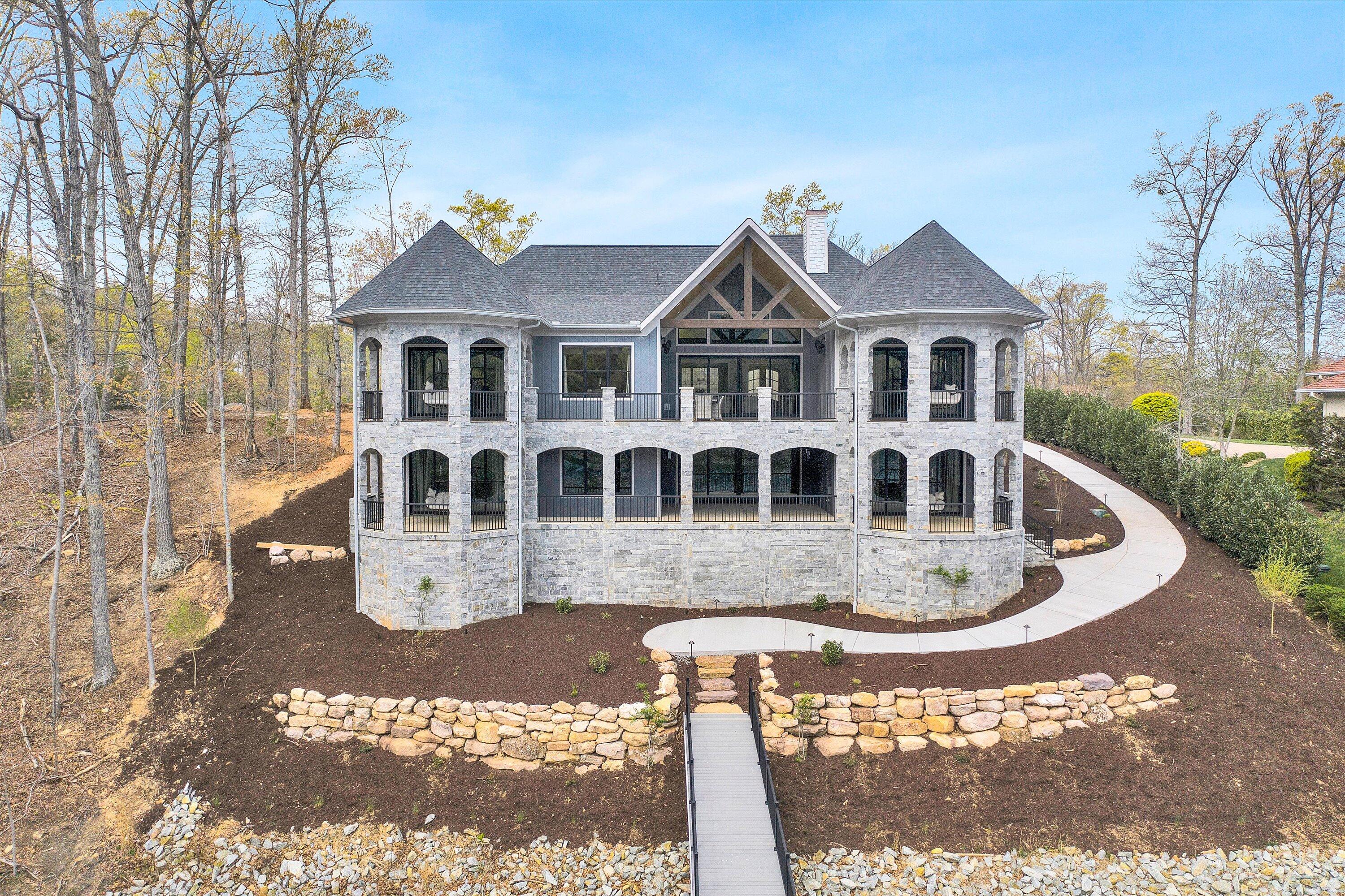 308 Mountain Vista DR