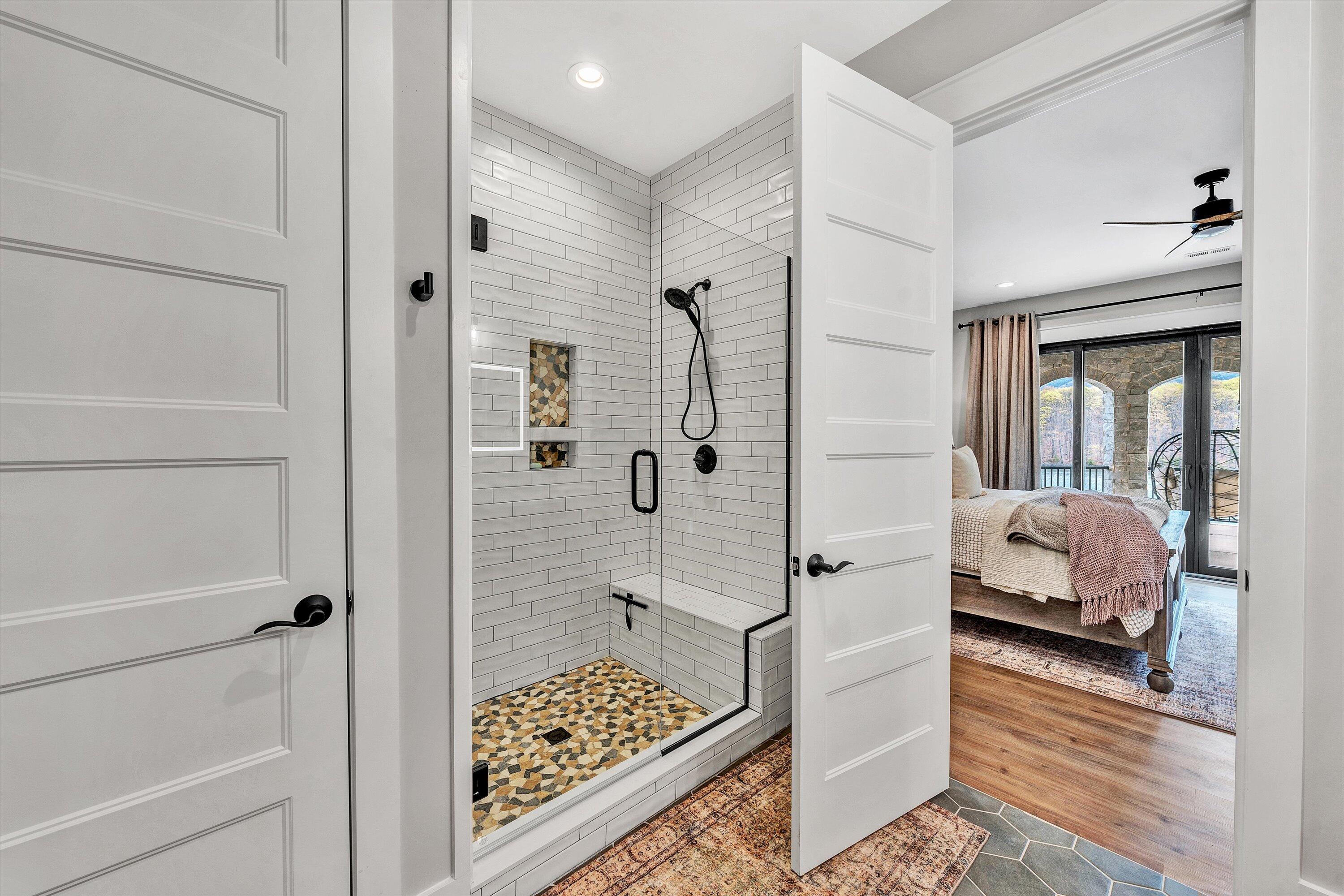 308 Mountain Vista DR