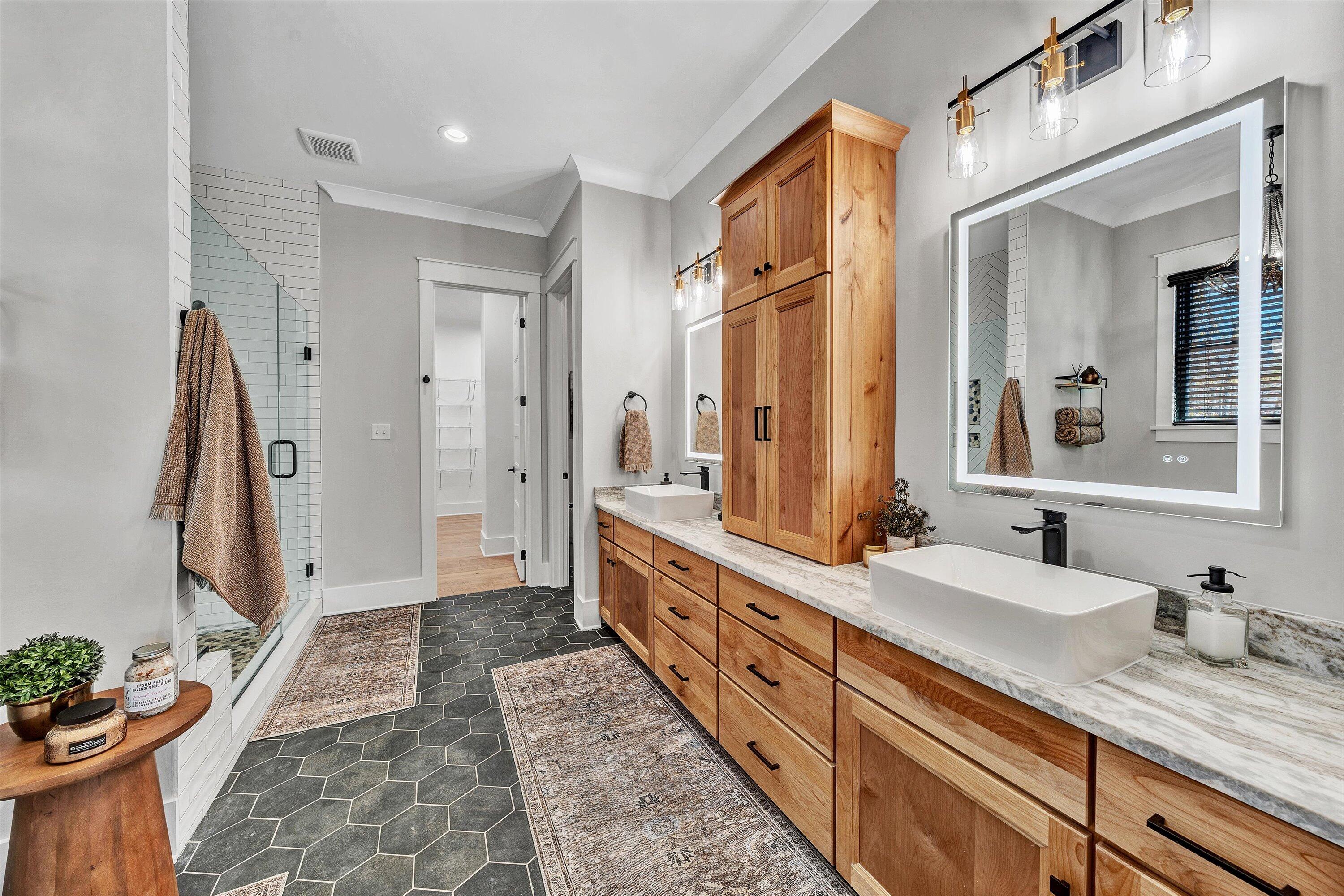 308 Mountain Vista DR