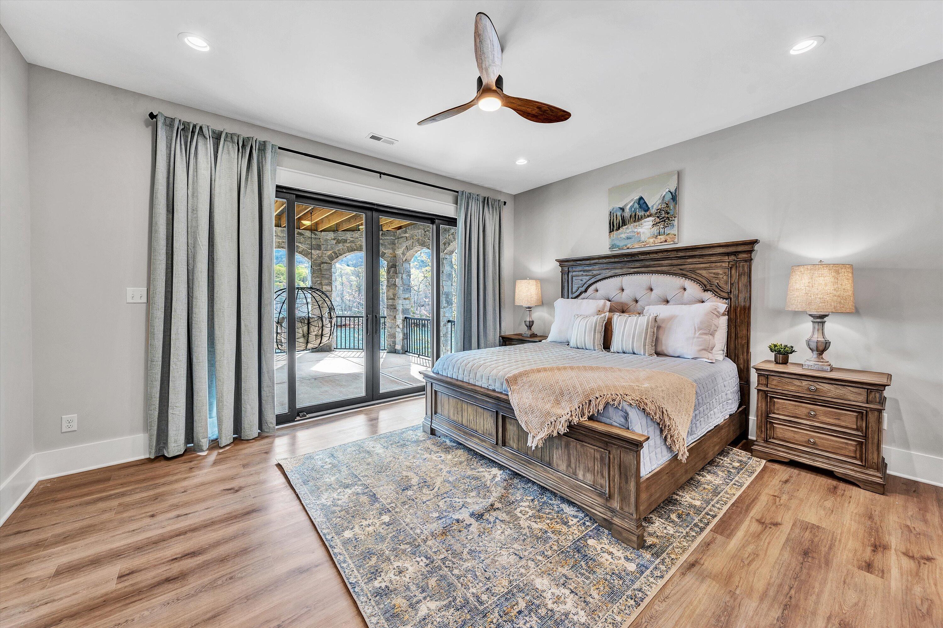 308 Mountain Vista DR
