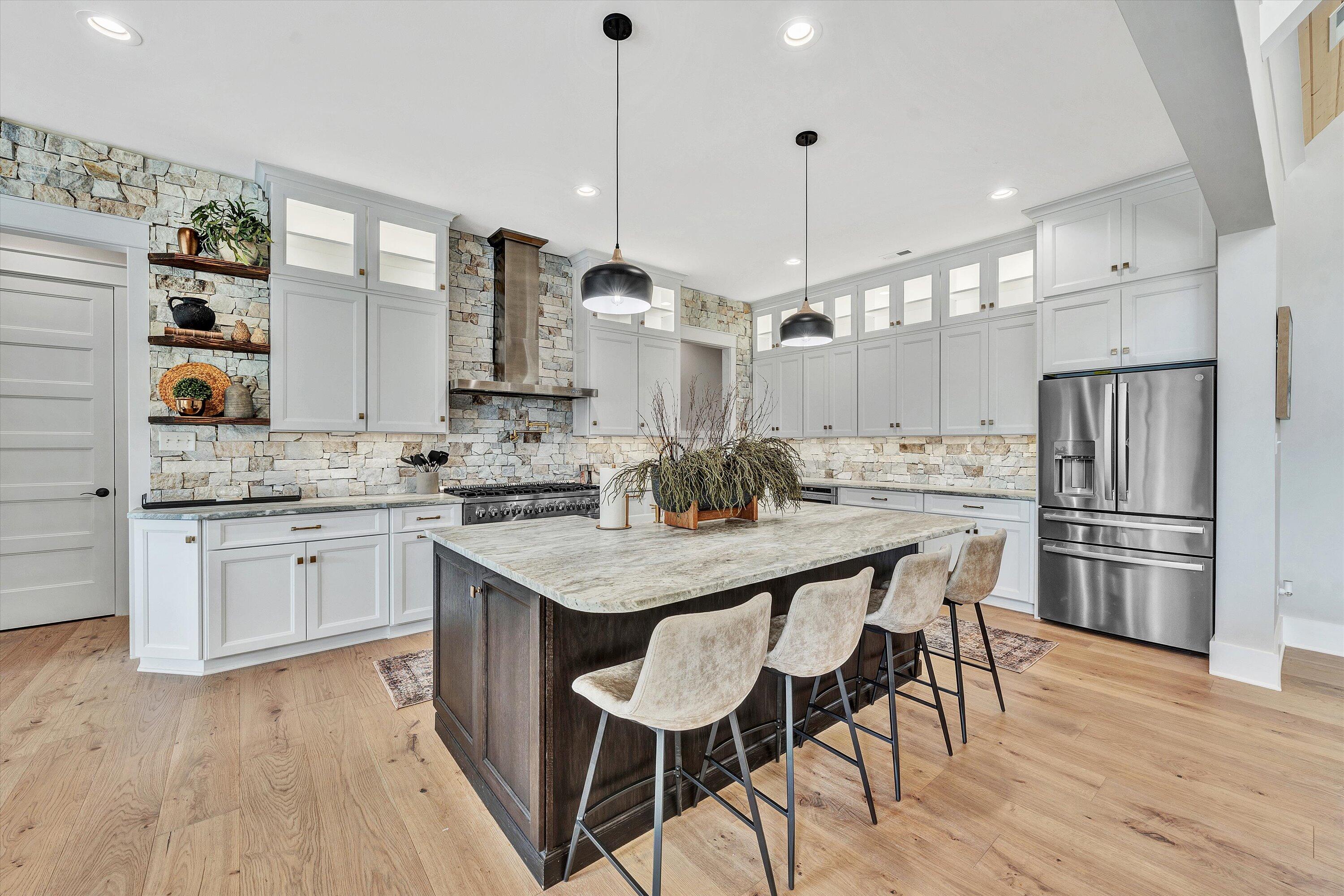 308 Mountain Vista DR