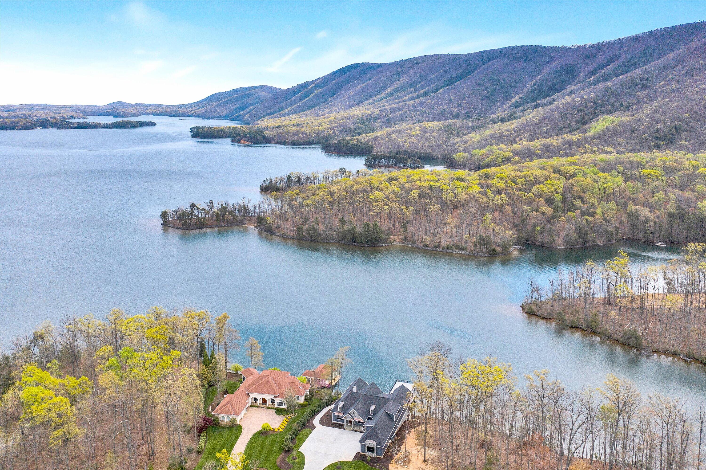 308 Mountain Vista DR