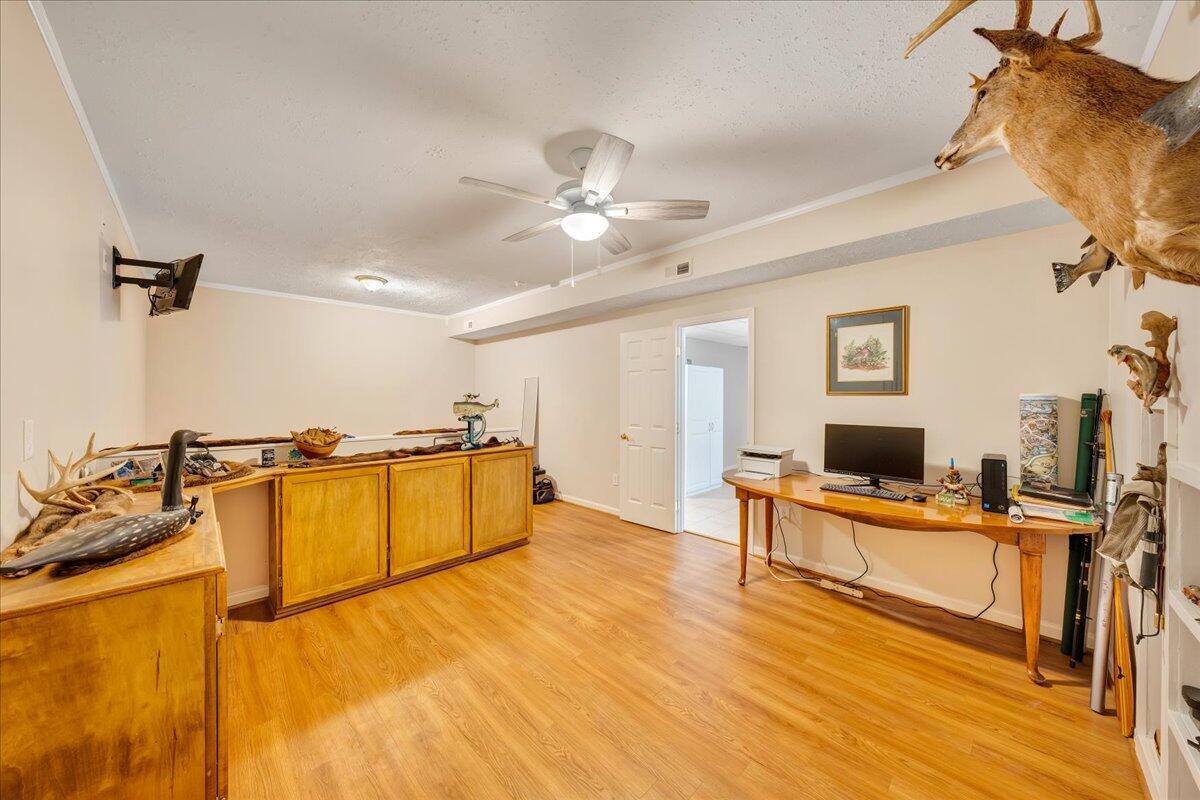 640 Morewood RD