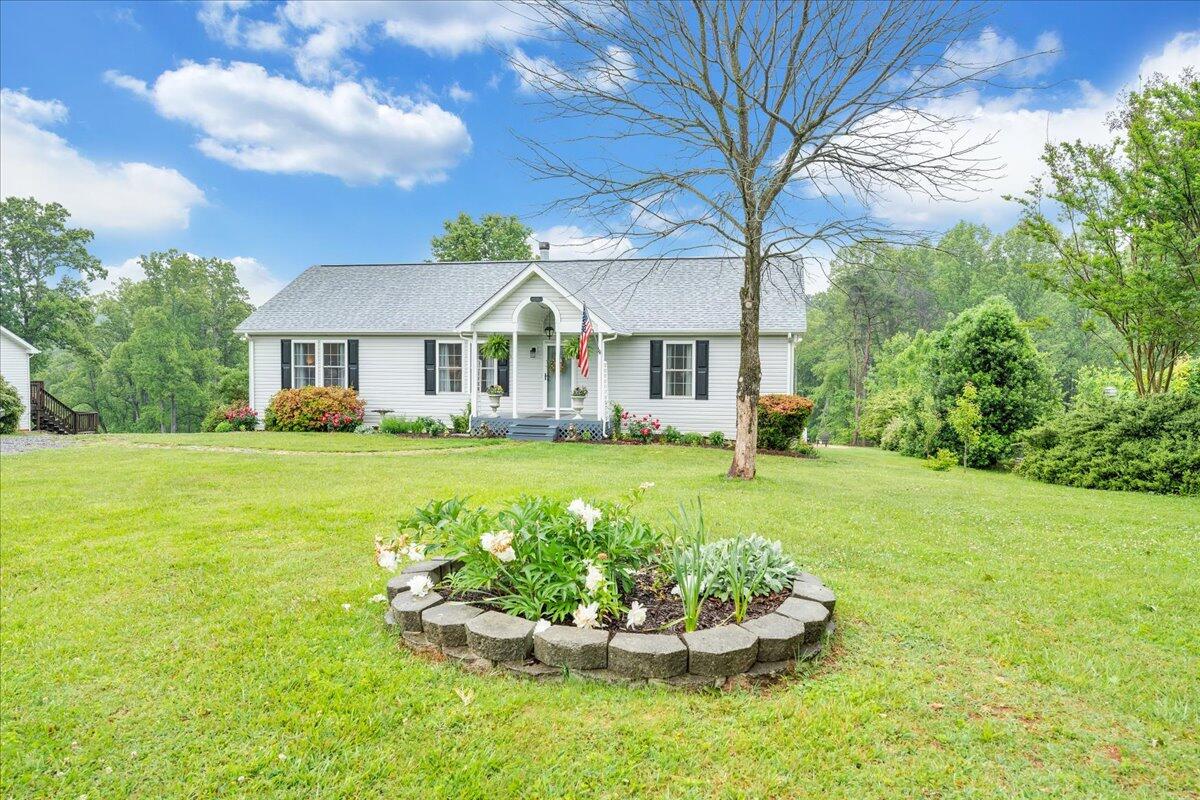 640 Morewood RD