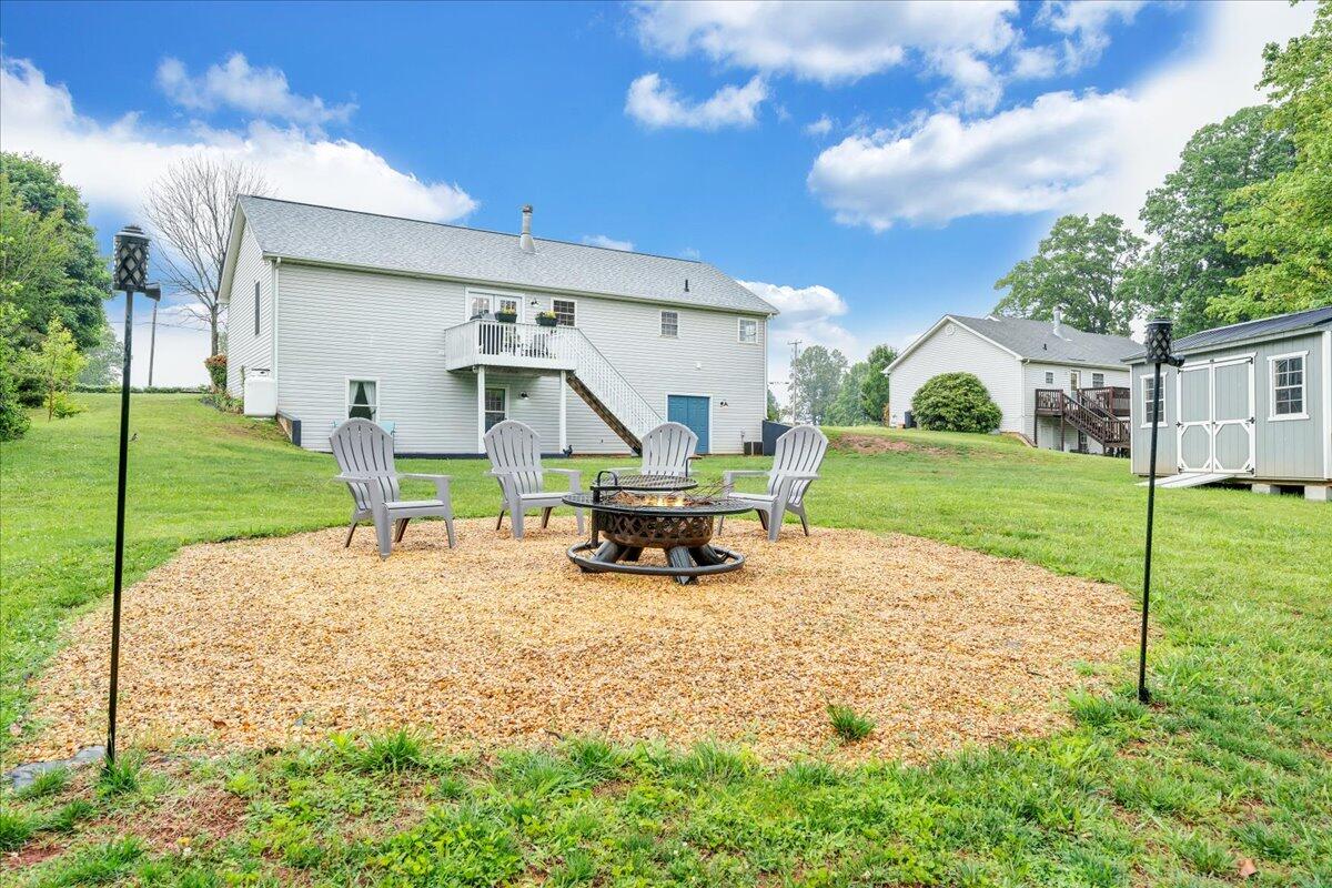 640 Morewood RD