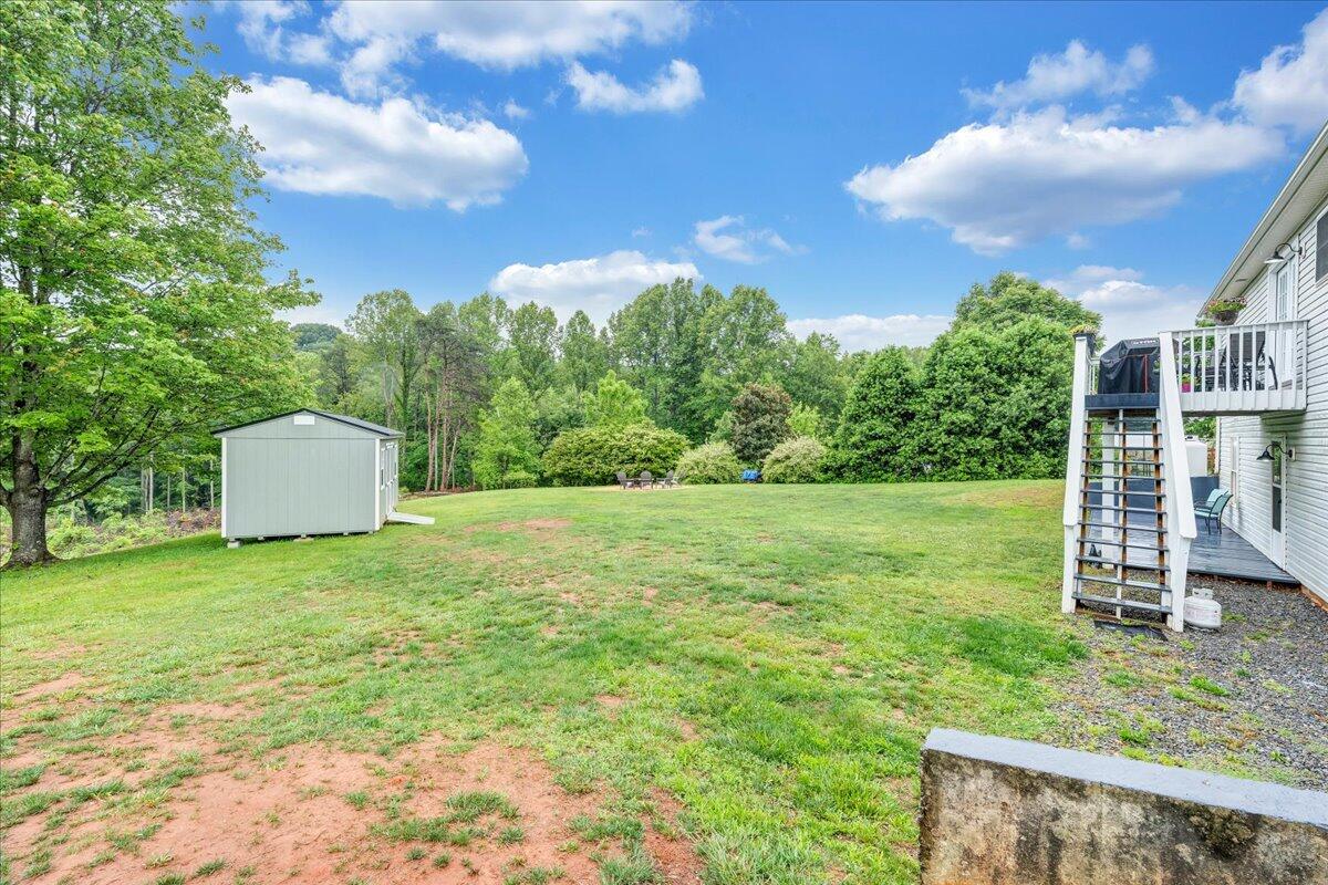 640 Morewood RD