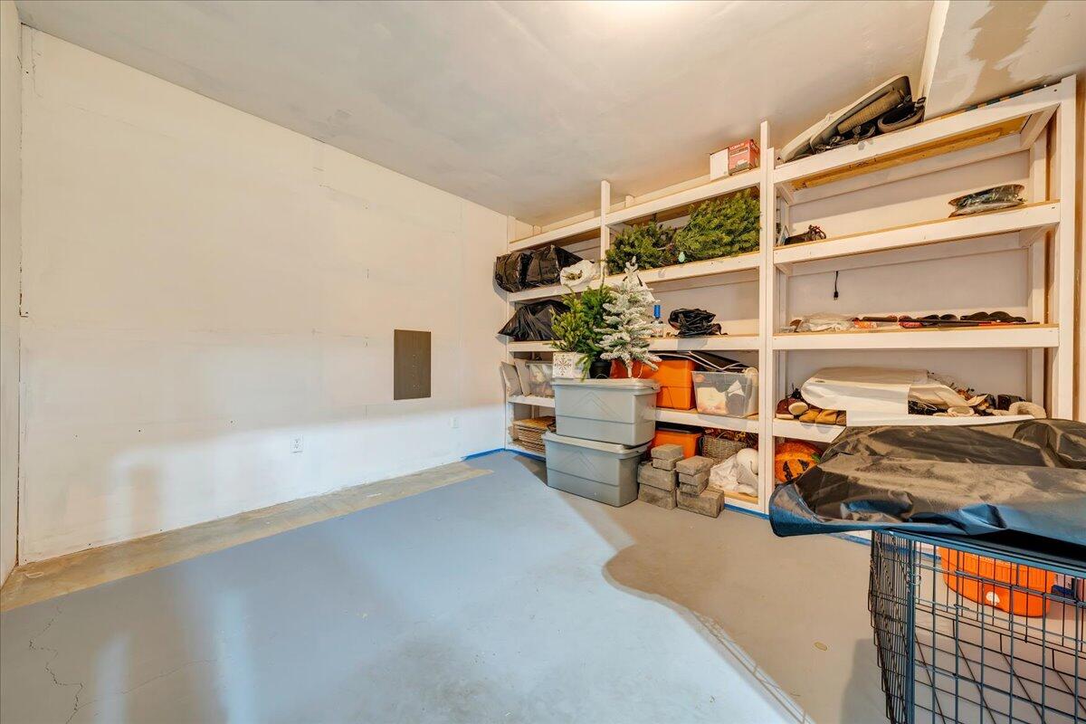 640 Morewood RD
